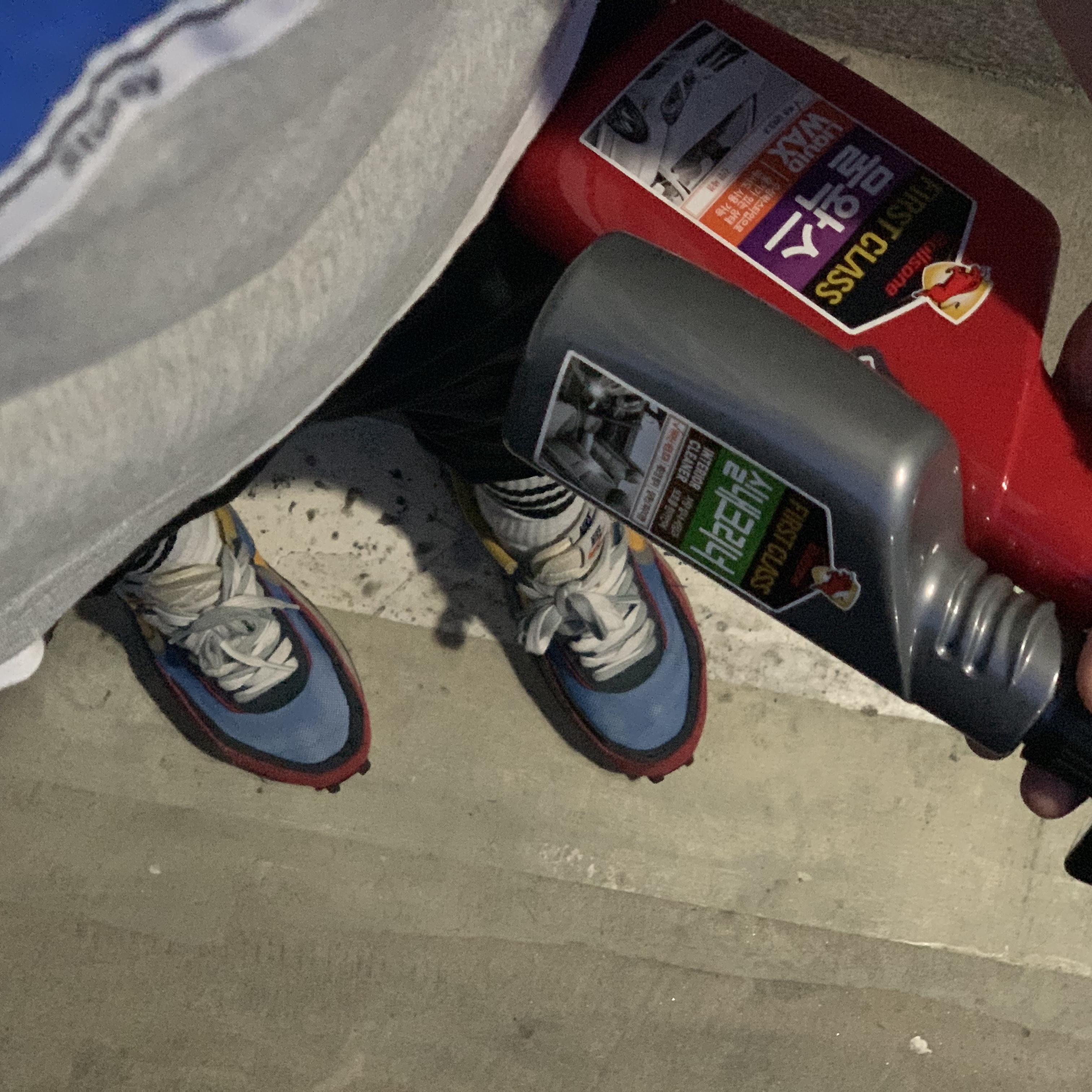 Nike x Sacai LDWaffle Blue Multi 착용 스타일