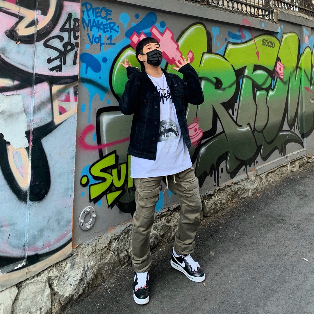 Stussy x Rick Owens 40 WT T-Shirt, Nike x Peaceminusone Air Force 1 Low Para-Noise 착용 스타일