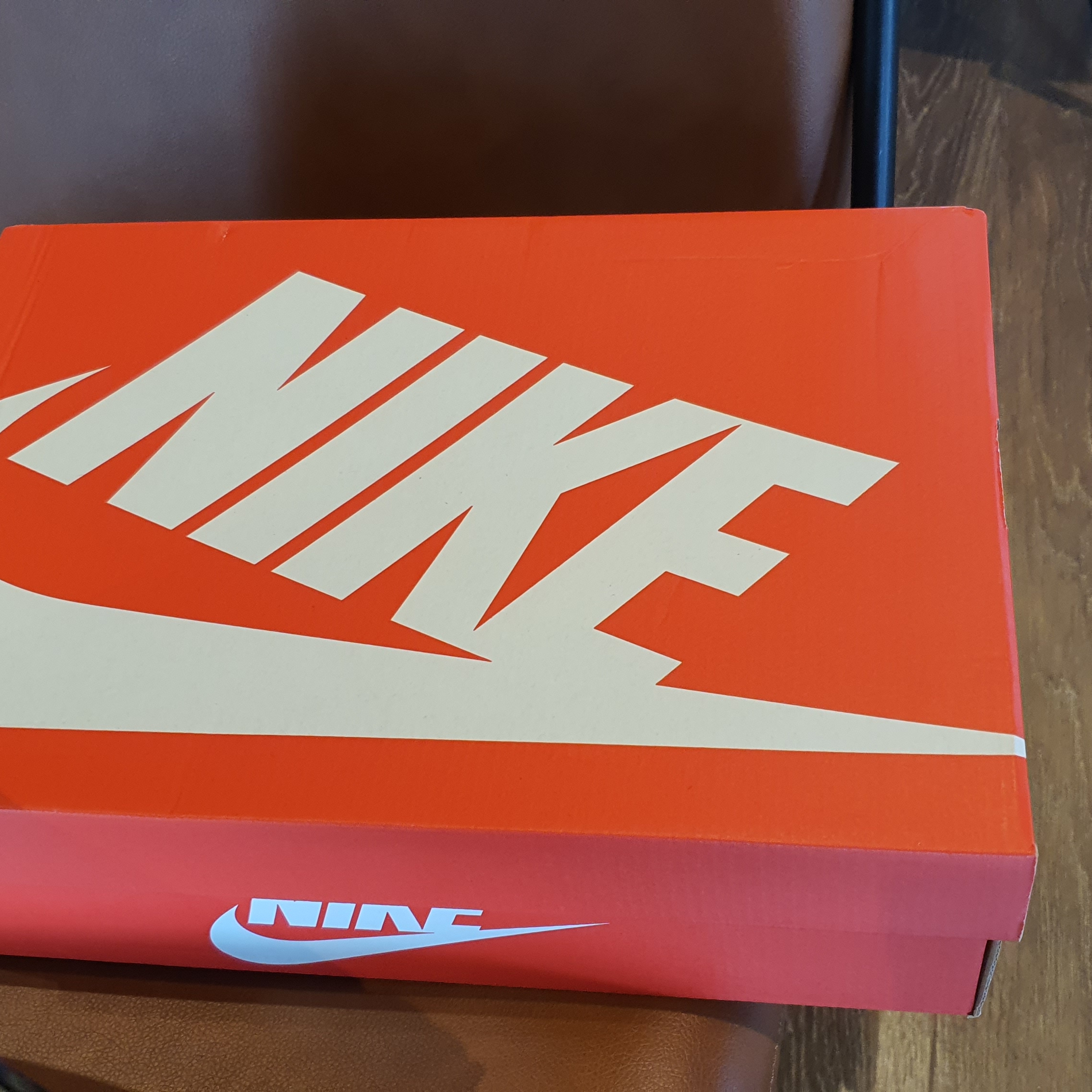 Nike Dunk High Retro Orange Blaze 착용 스타일 - 2