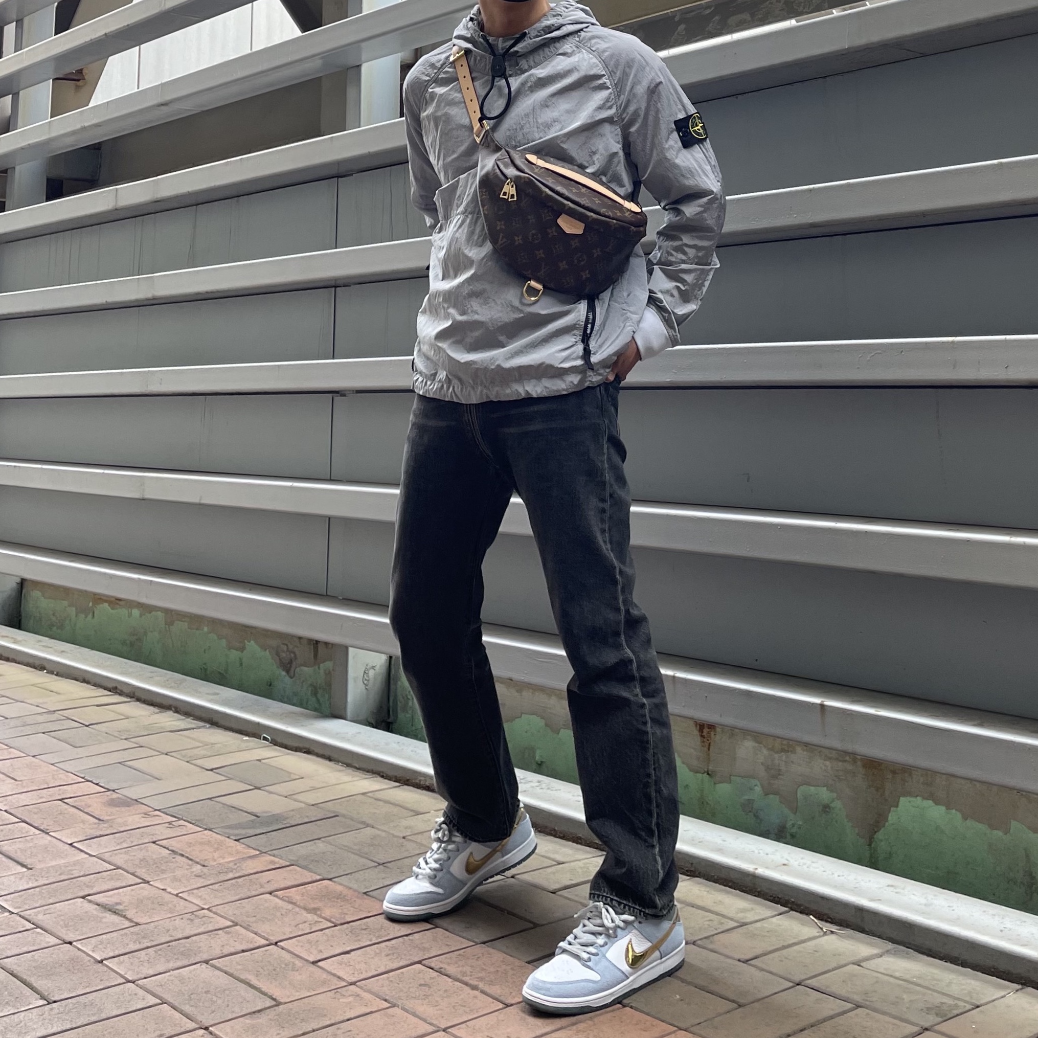 Nike x Sean Cliver SB Dunk Low Holiday Special 착용 스타일