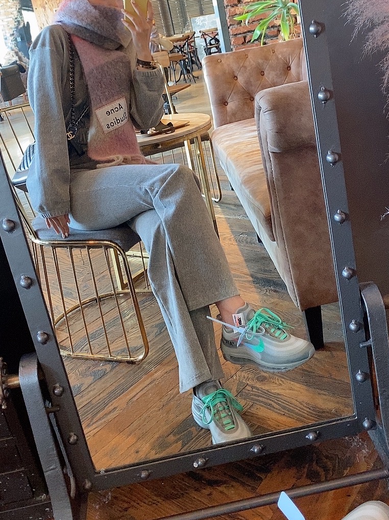 Nike x Off-White Air Max 97 Menta 착용 스타일