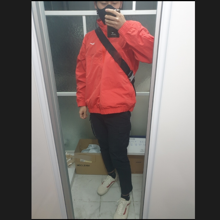 Nike x Stussy Windrunner Jacket Habanero Red, Vans Style 36 Marshmallow Racing Red 착용 스타일