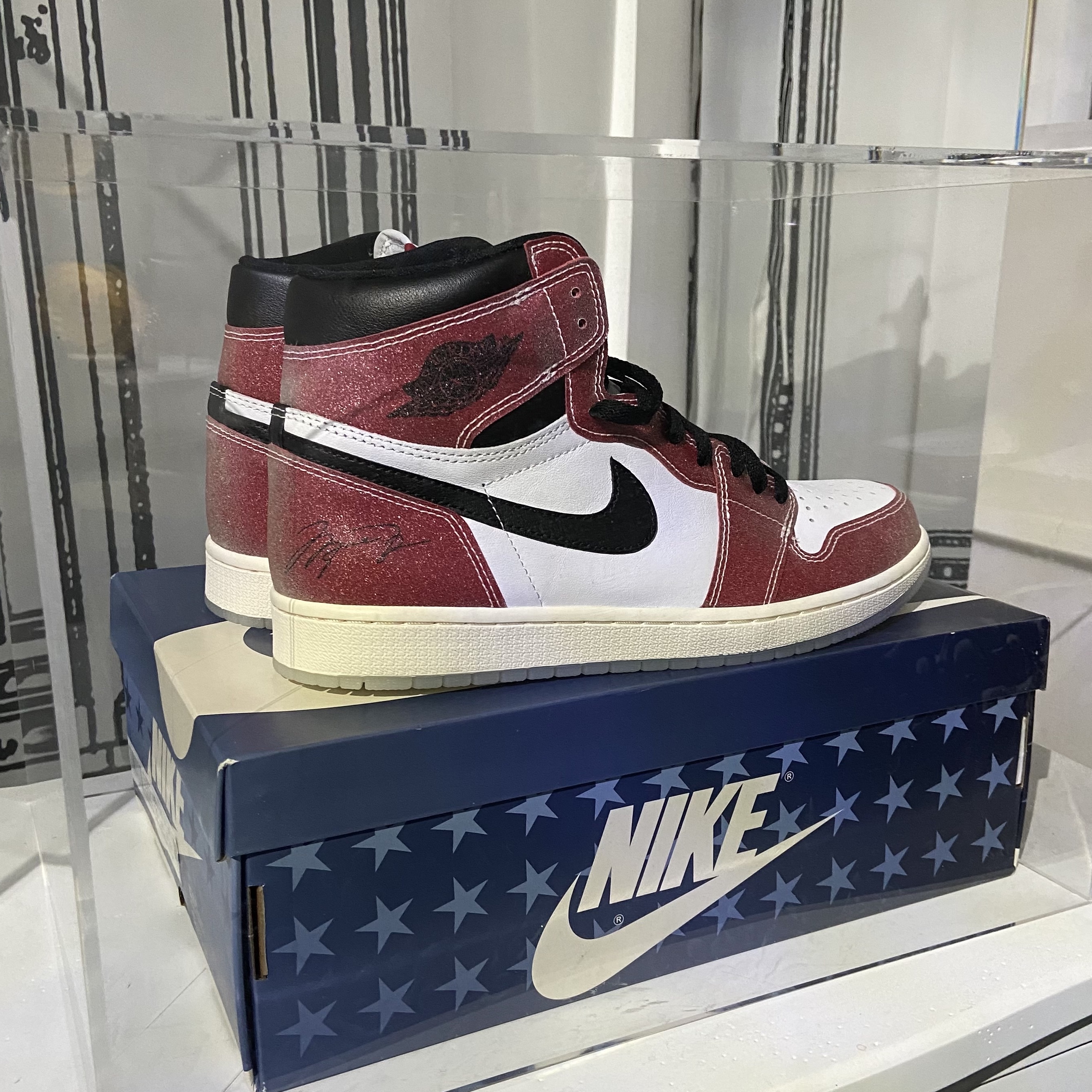 Jordan 1 x Trophy Room Retro High OG SP Chicago 착용 스타일