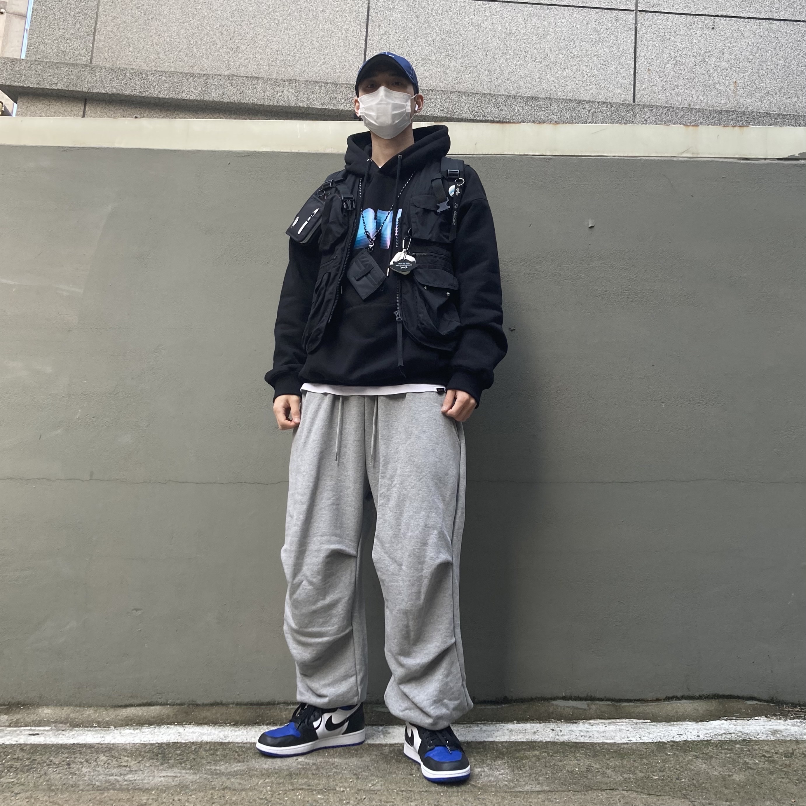Jordan 1 Retro High OG Royal Toe 착용 스타일 - 1