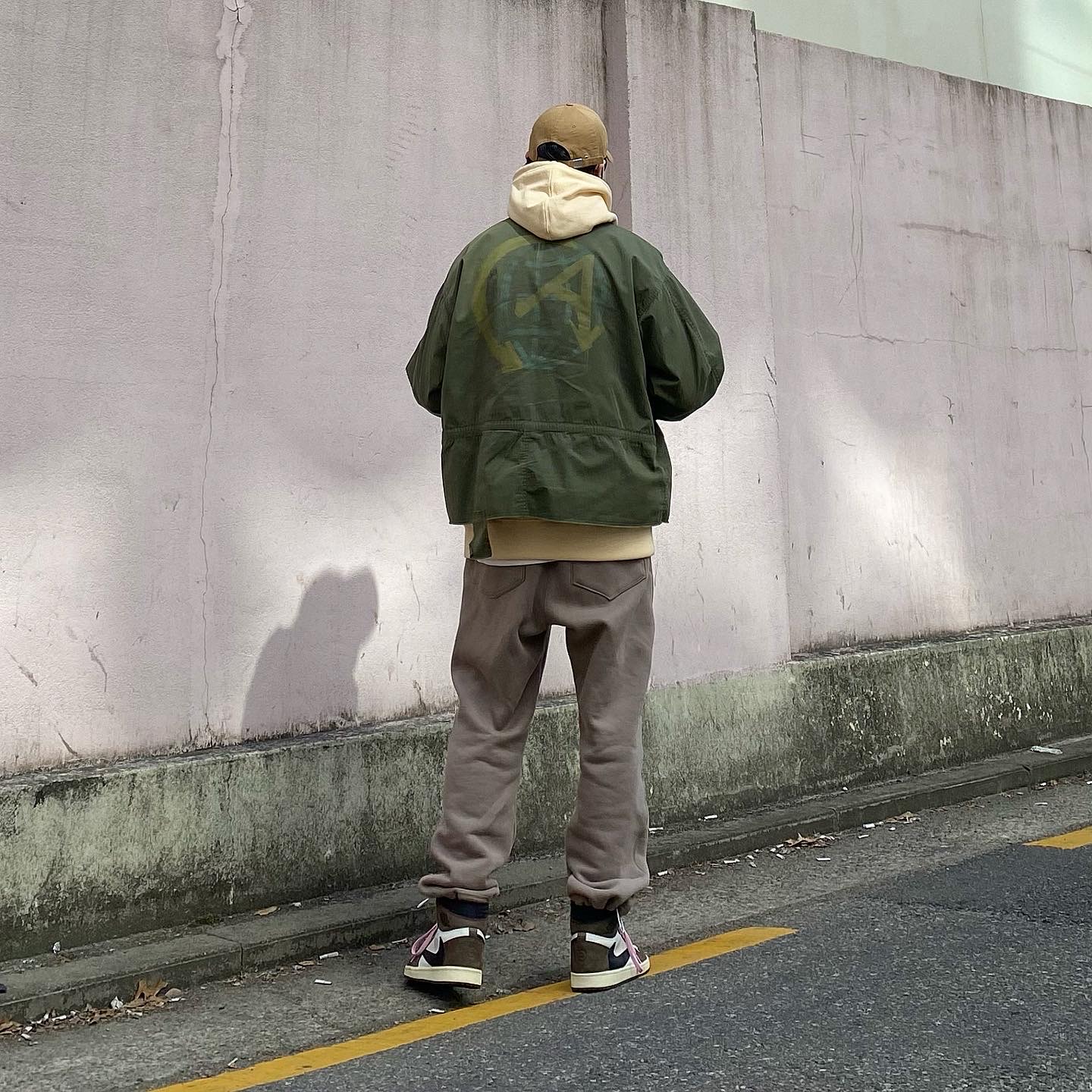 Jordan 1 x Travis Scott Retro High OG SP Mocha 착용 스타일