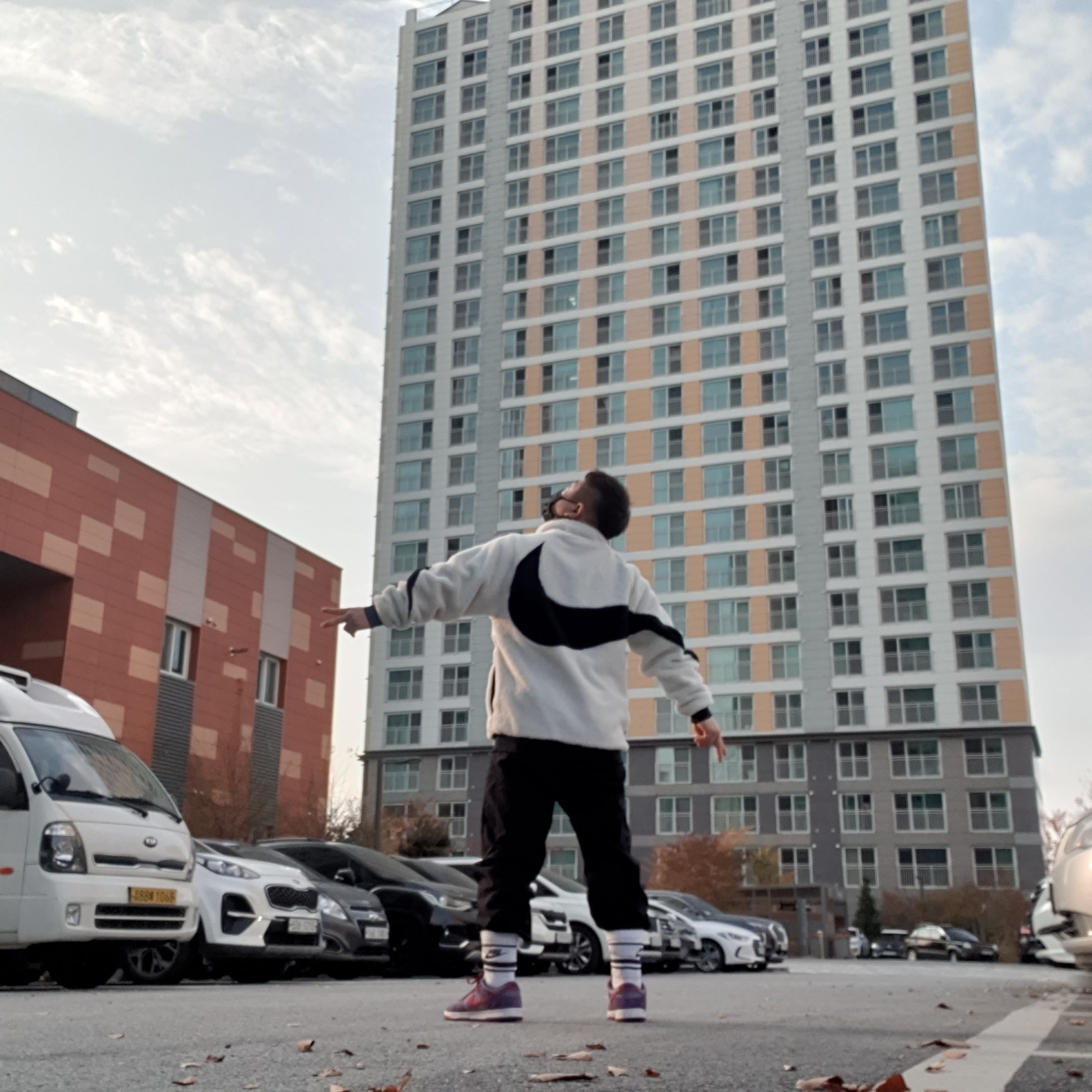 Nike Big Swoosh Full Zip Jacket White Navy, Nike Dunk Low SP Plum 2020 착용 스타일