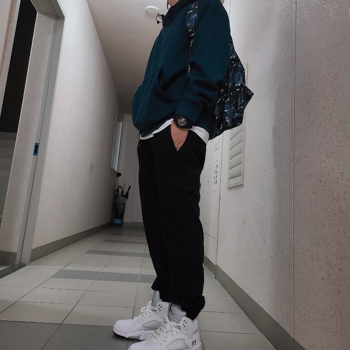 Jordan 5 Retro Metallic White 2015 착용 스타일