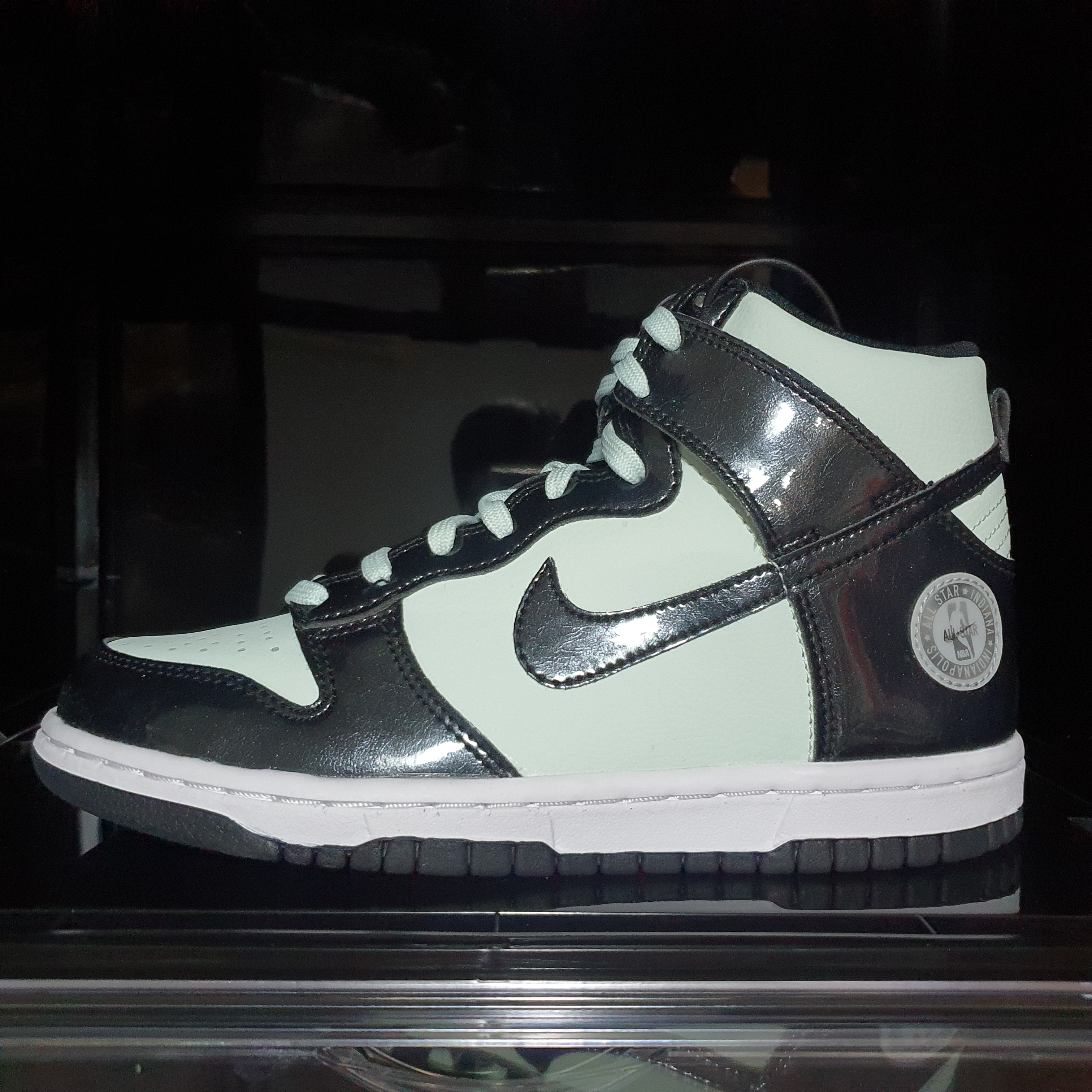 (GS) Nike Dunk High Barely Green 착용 스타일 - 2