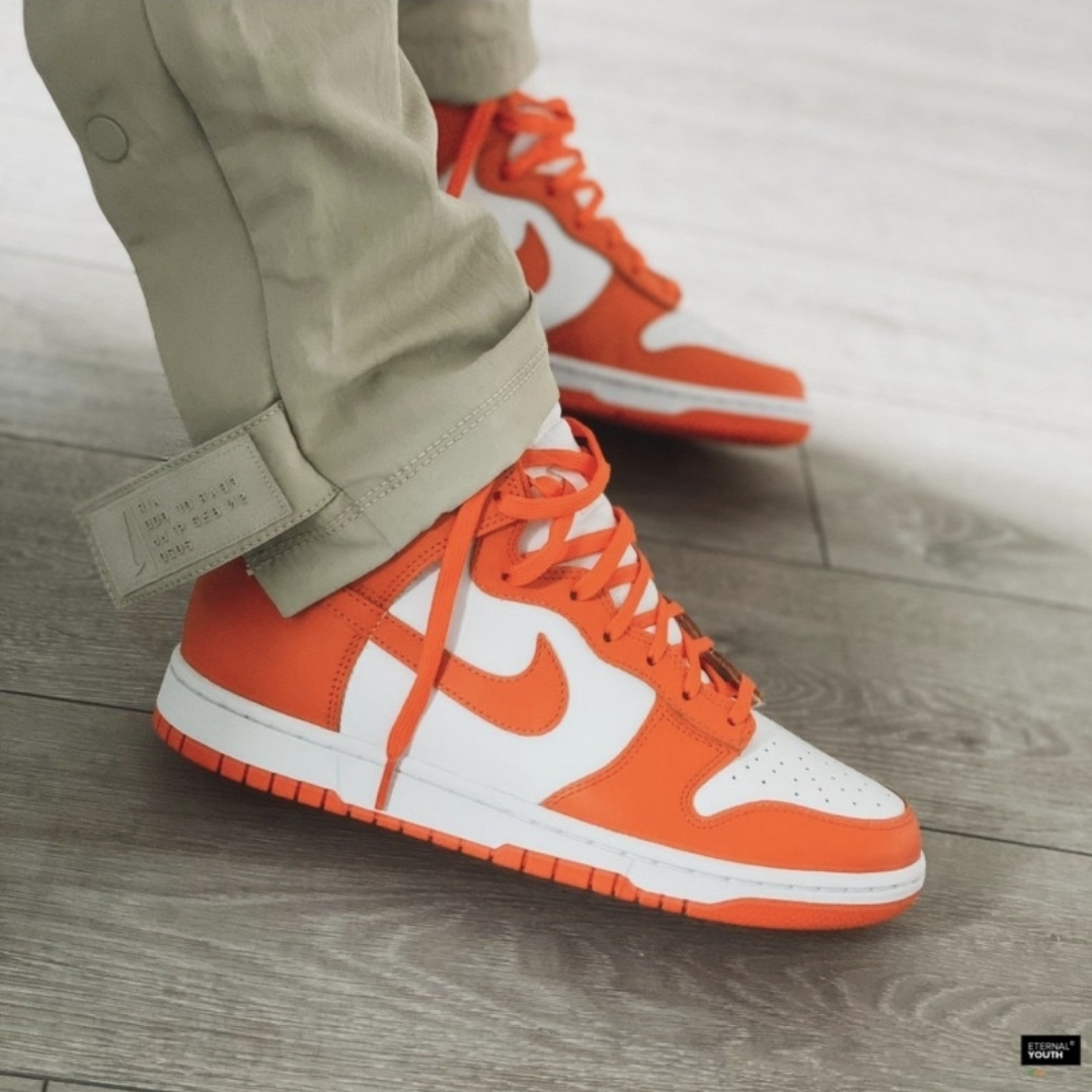 Nike Dunk High Retro Orange Blaze 착용 스타일 - 5