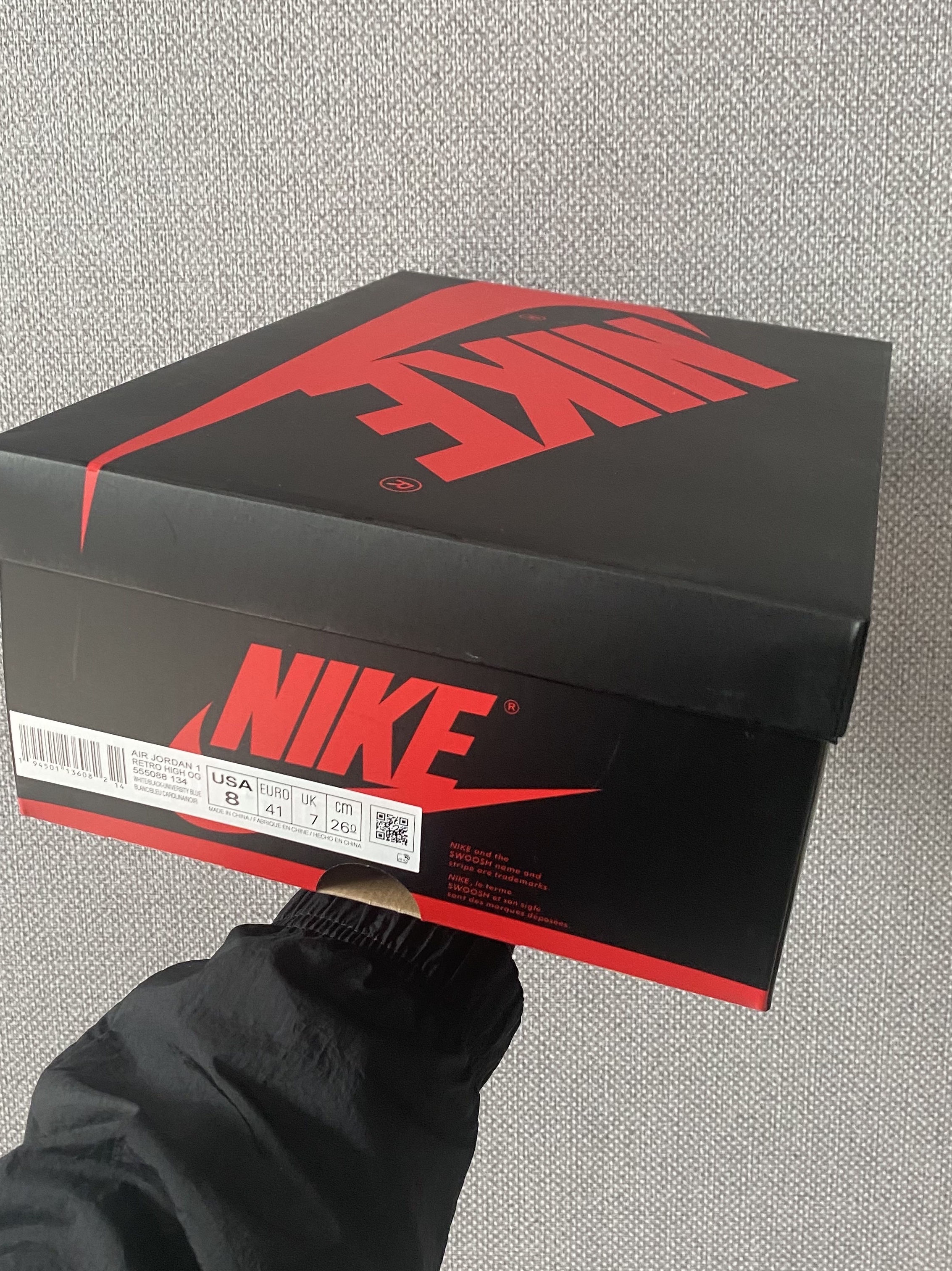 Jordan 1 Retro High OG University Blue 착용 스타일 - 1
