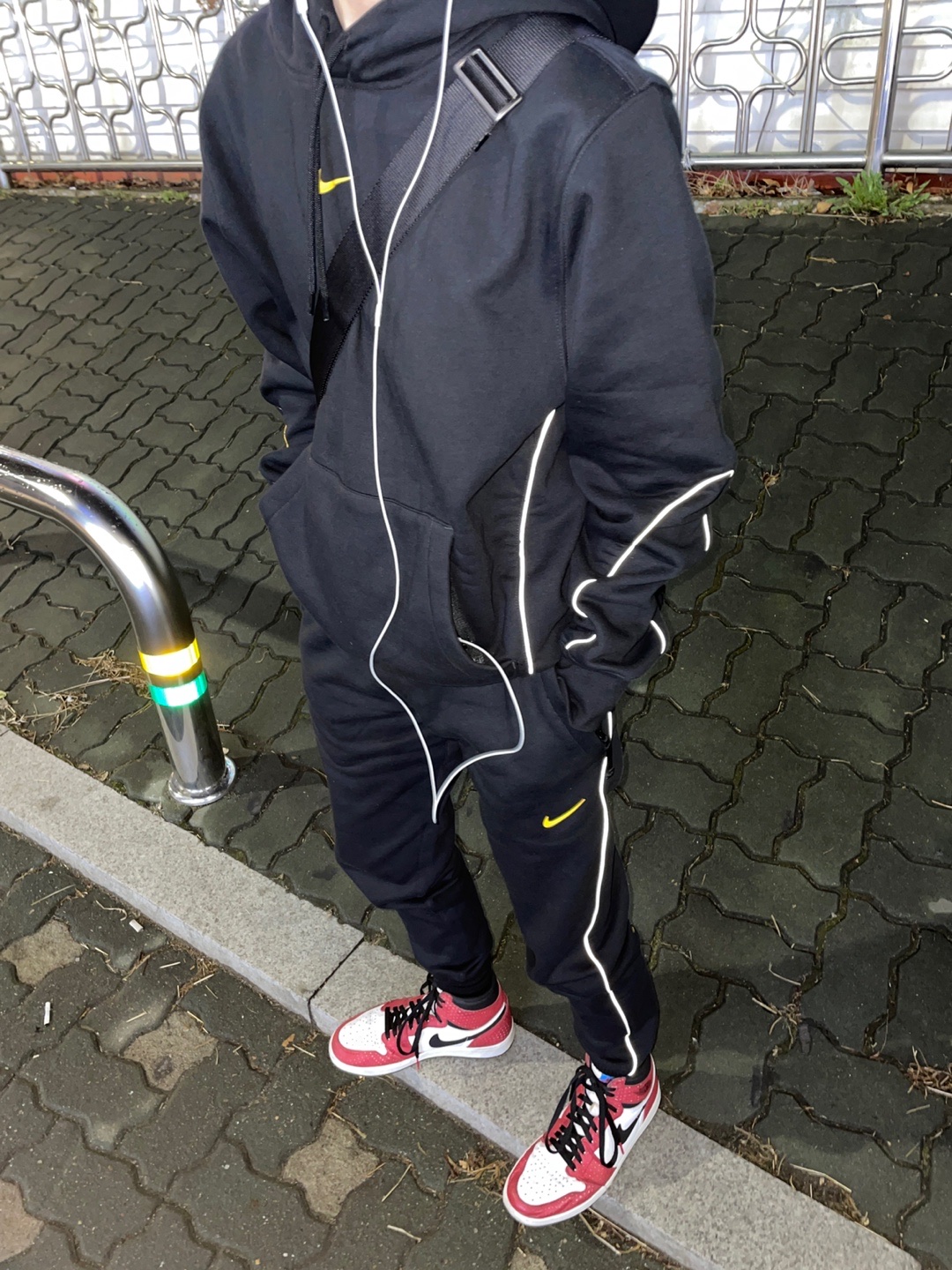 Nike x Drake Nocta Fleece Pants Black - Asia, Nike x Drake Nocta Essential Hoodie Black - US/EU 착용 스타일