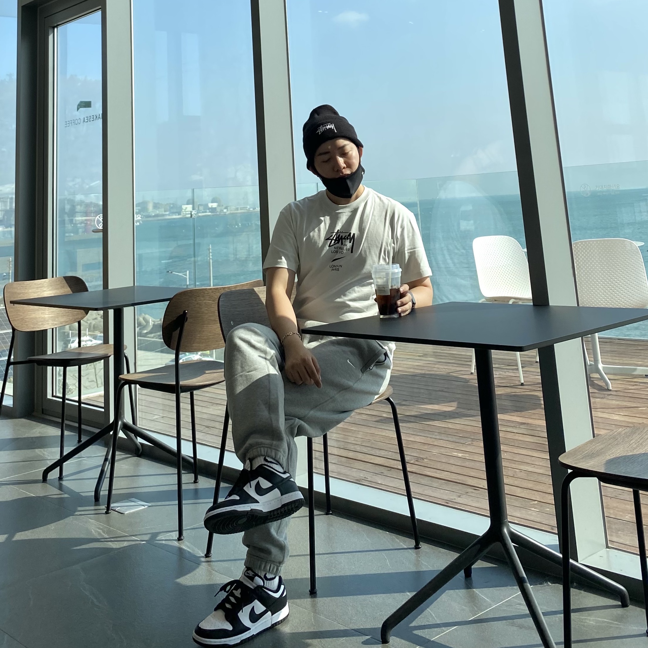 Nike x Stussy WT T-Shirt White - Asia, Nike Dunk Low Retro Black 착용 스타일