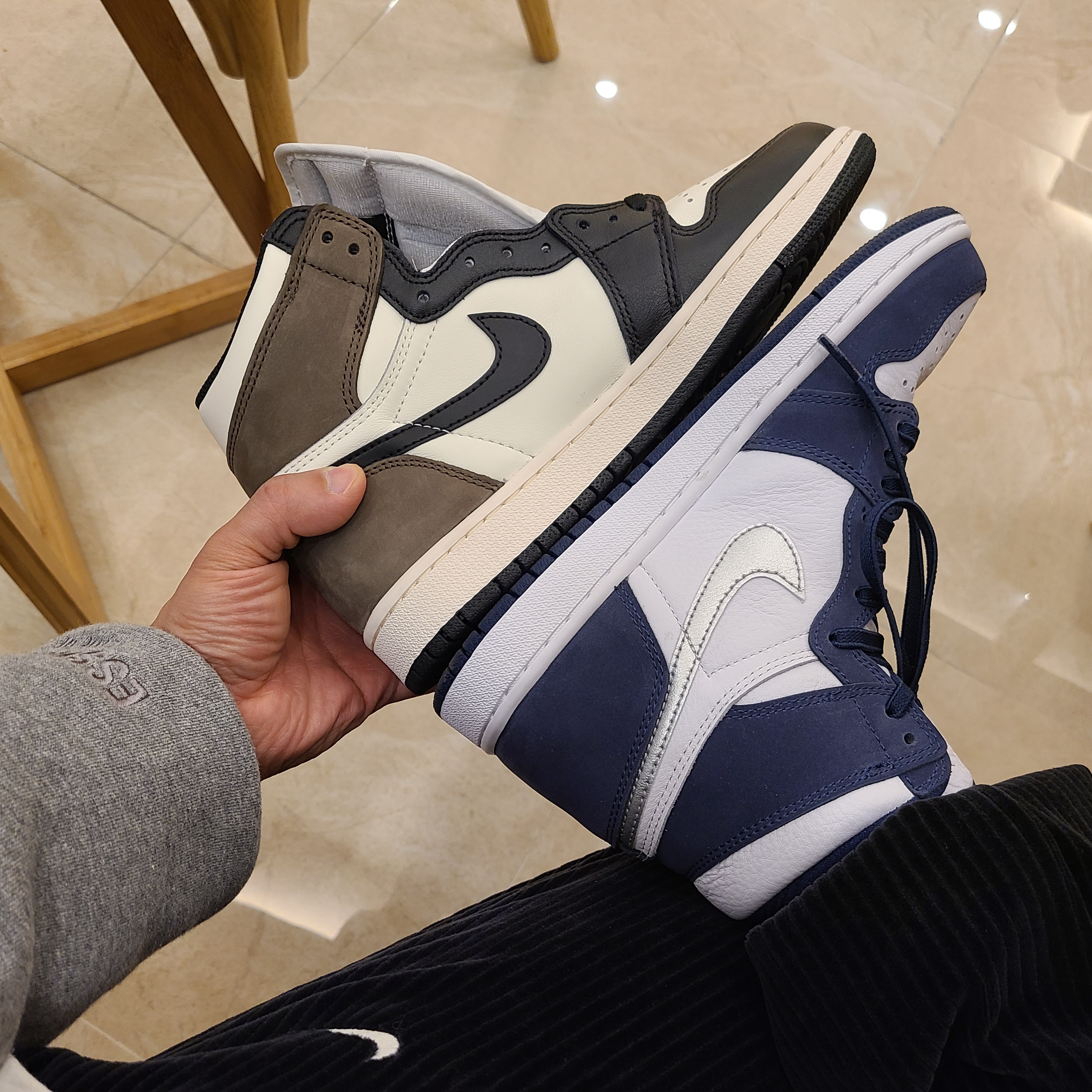 Jordan 1 Retro High OG CO.JP Midnight Navy, Jordan 1 Retro High OG Black Mocha 착용 스타일