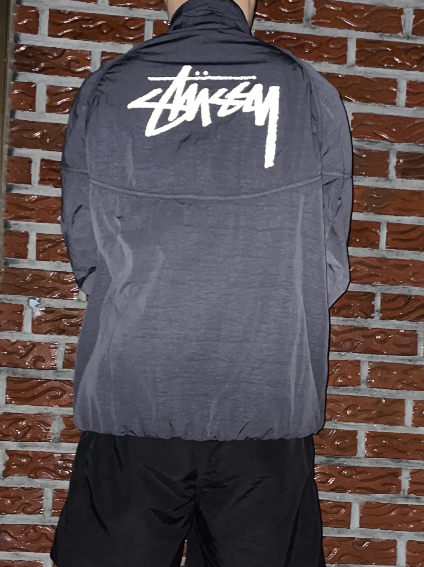 Nike x Stussy Windrunner Jacket Off Noir 착용 스타일