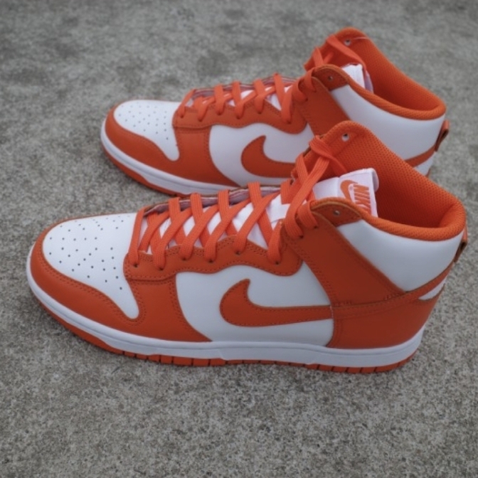 Nike Dunk High Retro Orange Blaze 착용 스타일 - 4