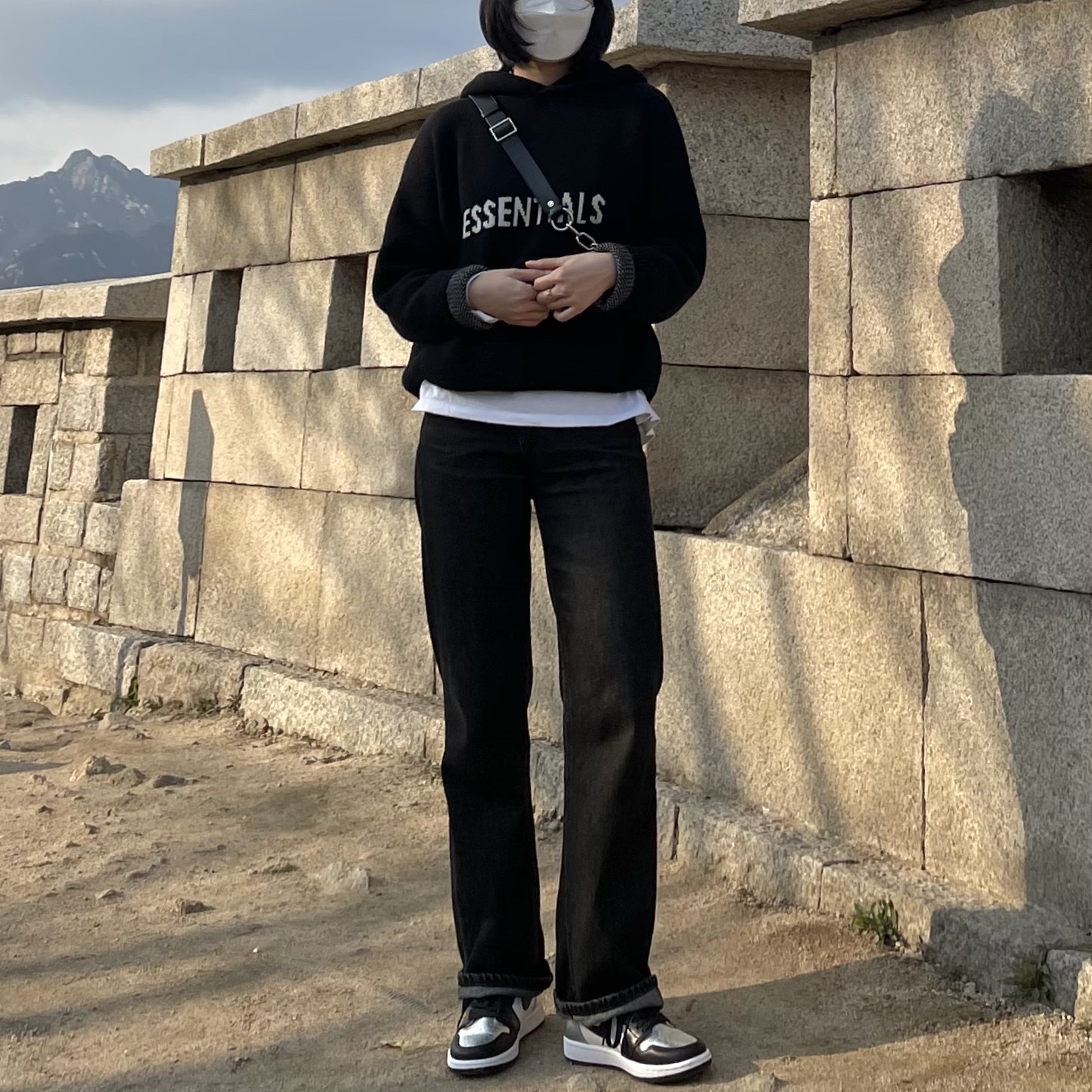 Essentials Knit Hoodie Black - 20FW, (W) Jordan 1 Retro High OG Silver Toe 착용 스타일