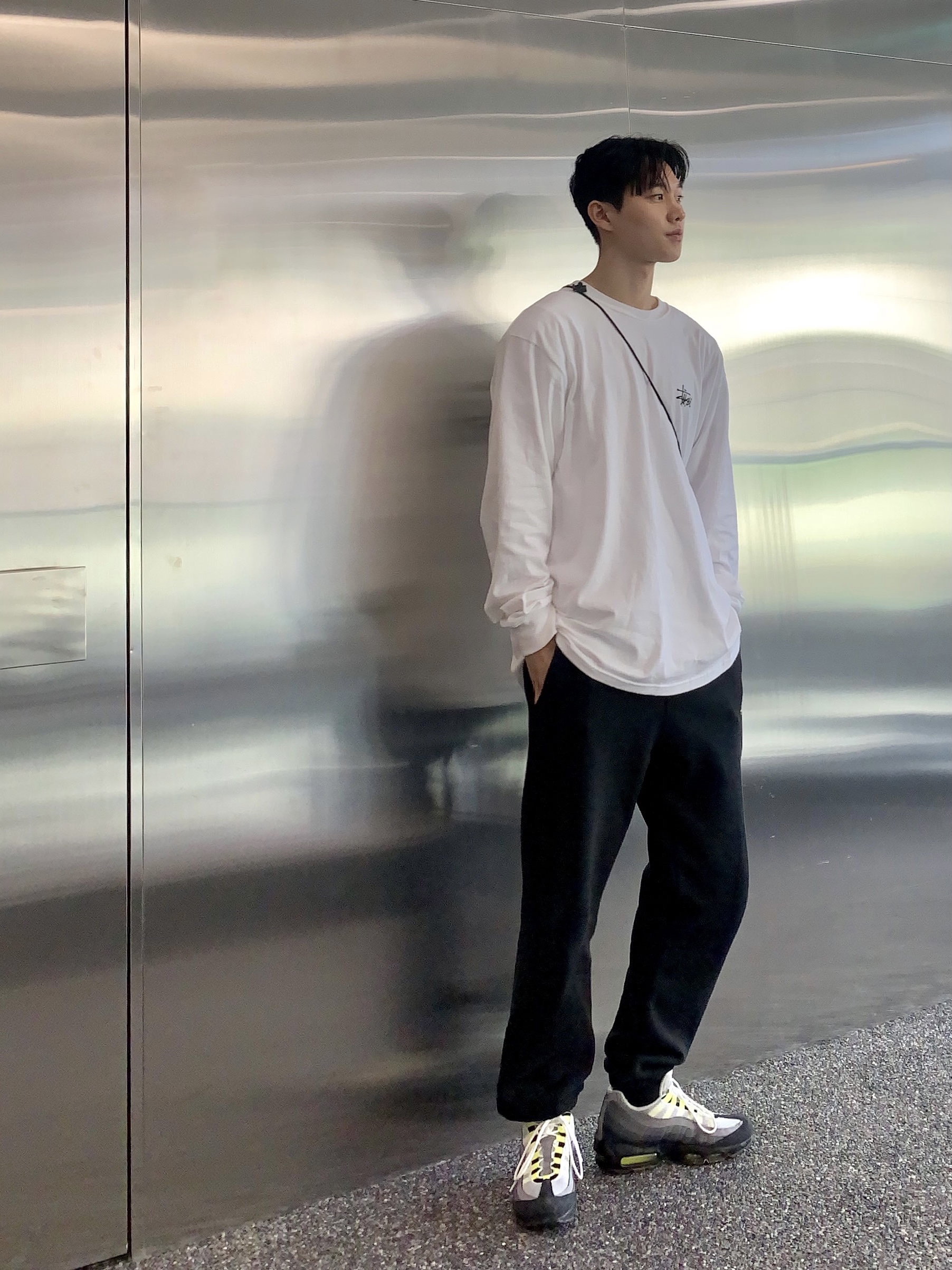 Nike Air Max 95 OG Neon Yellow 2020 착용 스타일 - 2