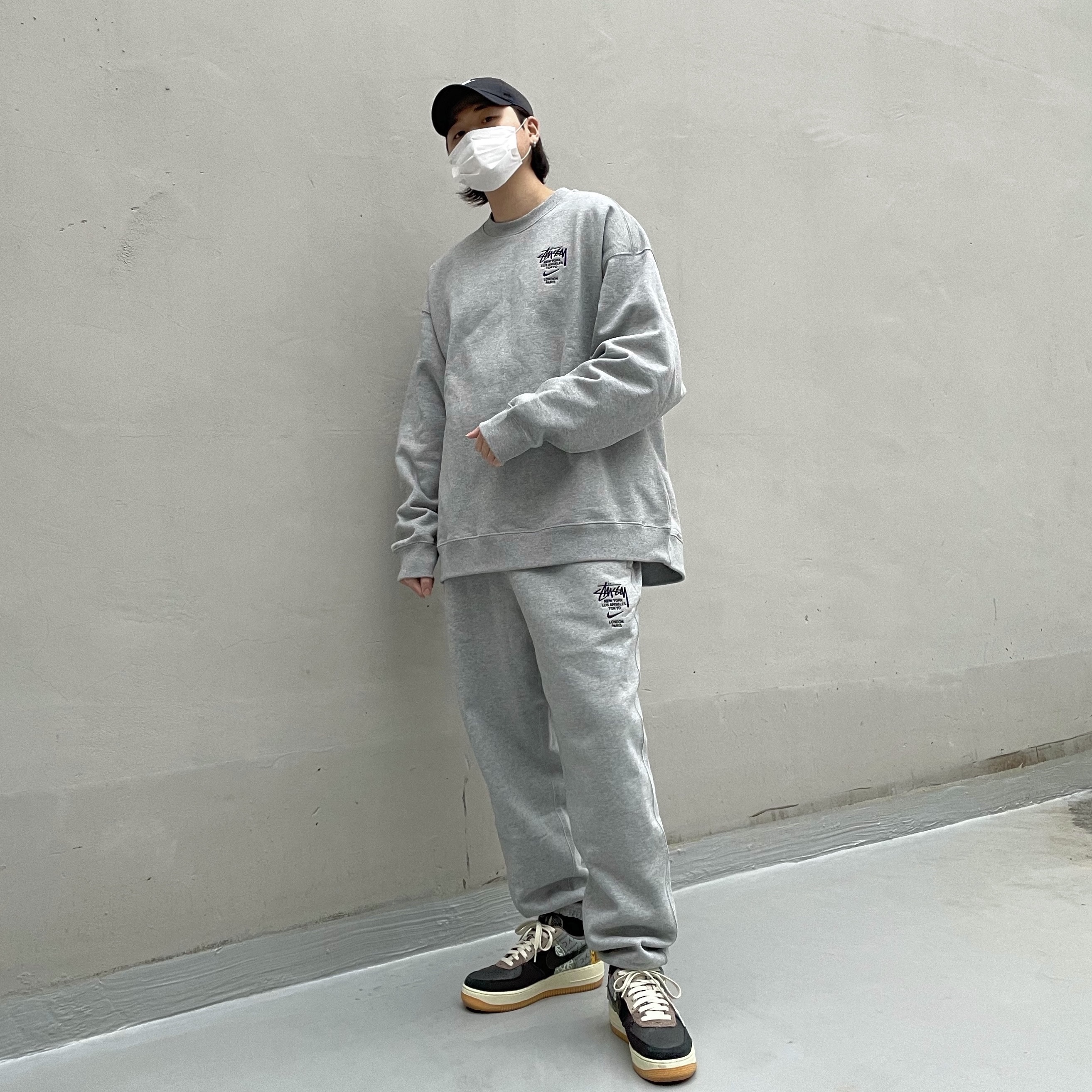 Nike x Stussy NRG ZR Fleece Crewneck Heather Grey - US/EU, Nike x Stussy NRG ZR Fleece Pants Heather Grey - Asia 착용 스타일