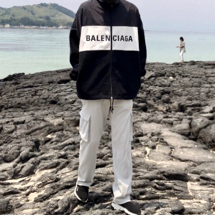 Balenciaga Speed Trainer Black White 2020 착용 스타일