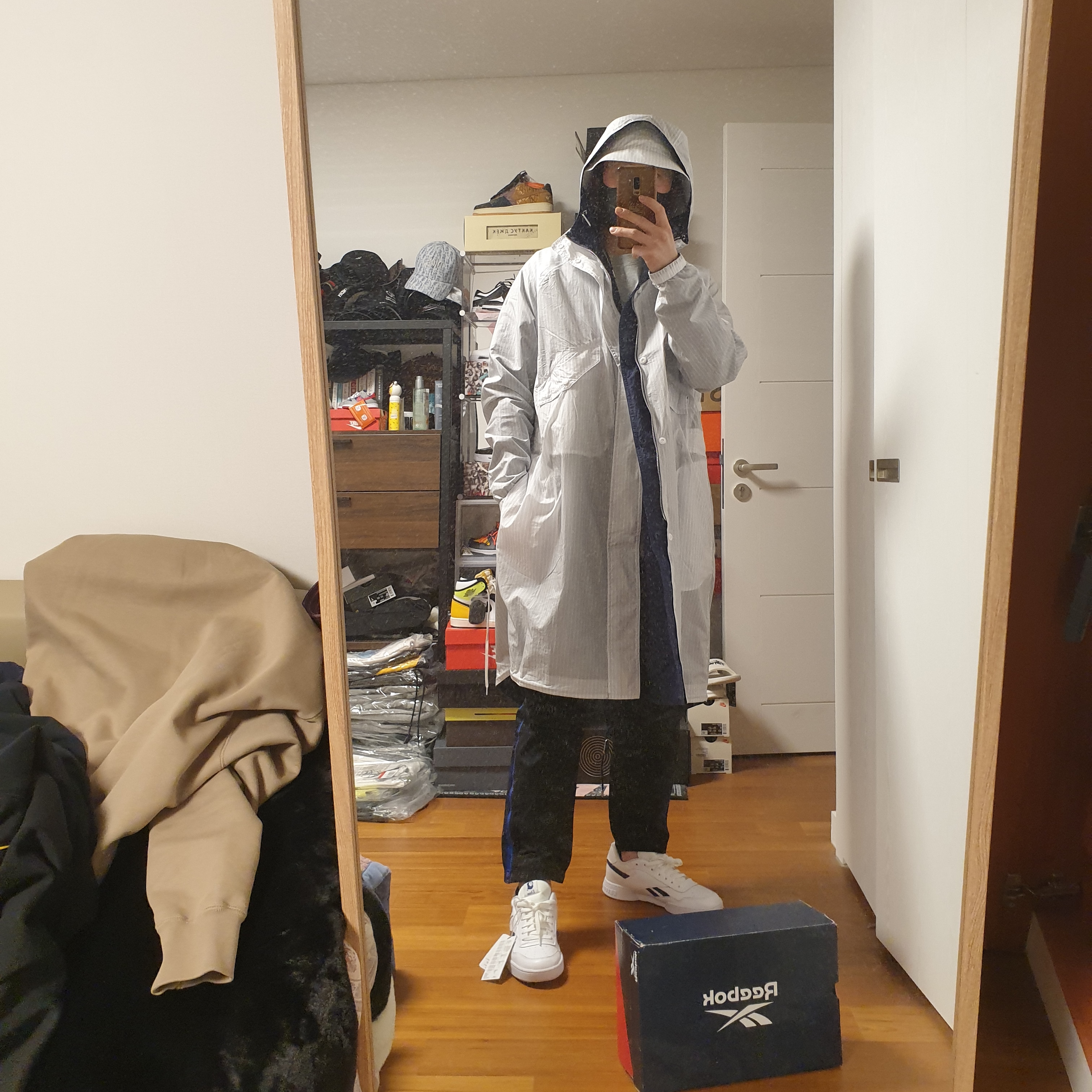 Nike x Kim Jones Bucket Hat White, Nike x Kim Jones Reversible Parka Navy - Asia 착용 스타일 - 2