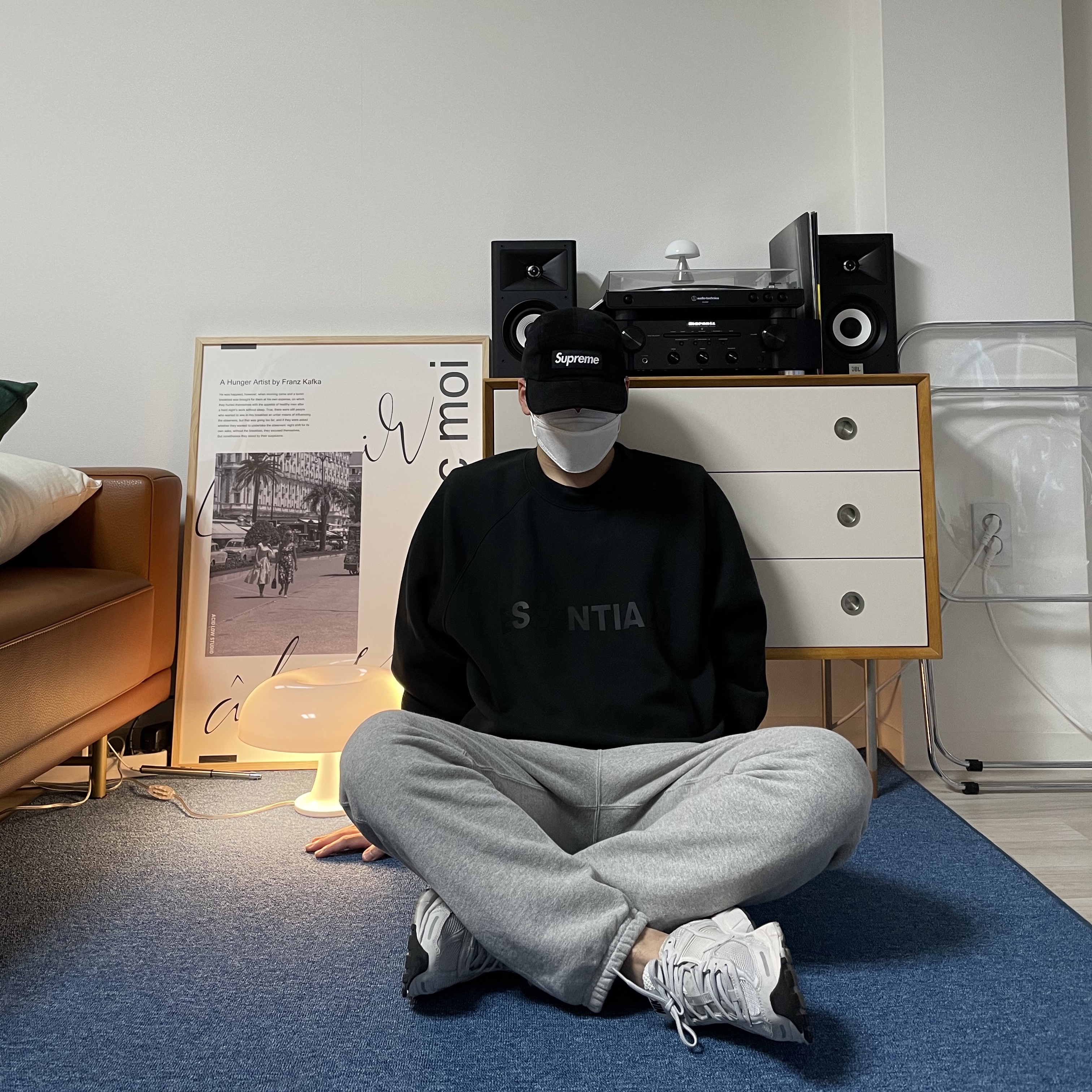 Nike Zoom Vomero 5 SP Vast Grey 2019, Supreme Inset Logo Camp Cap Black - 20FW 착용 스타일