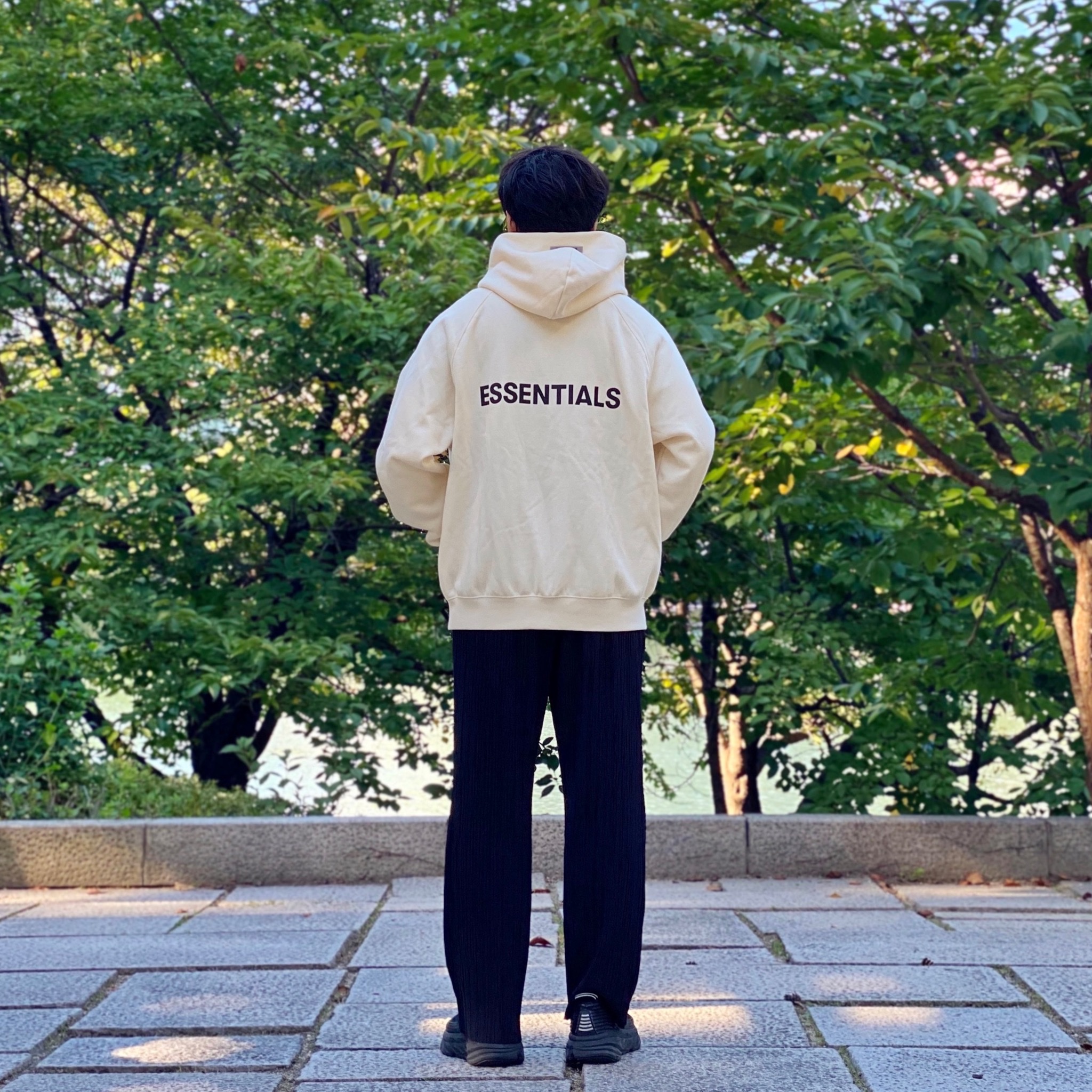 Essentials 3D Silicon Applique Full Zip Up Hoodie Buttercream - 20SS, Hoka Bondi 6 Black - Wide 착용 스타일 - 1