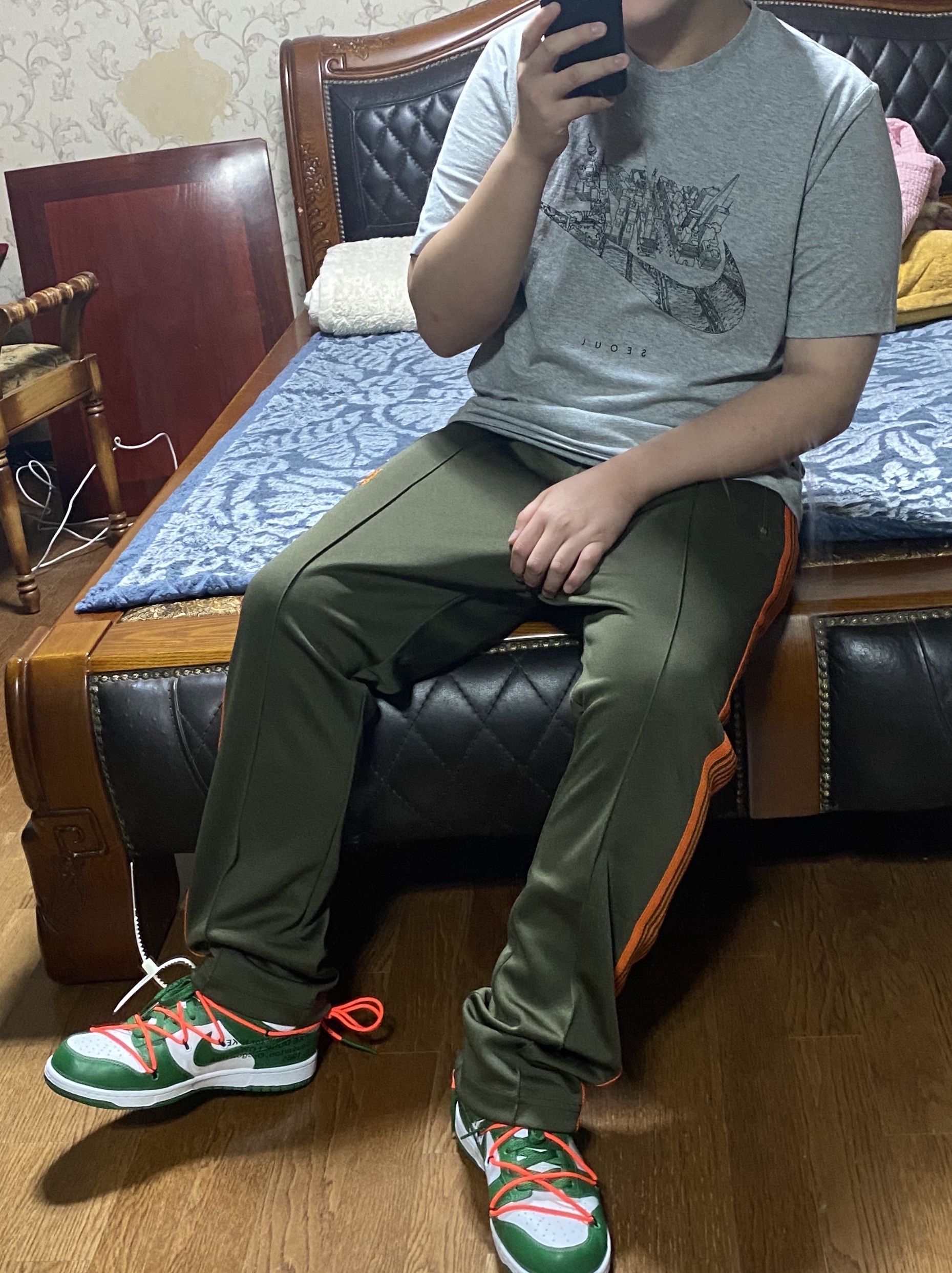 Nike x Off-White Dunk Low Pine Green 착용 스타일
