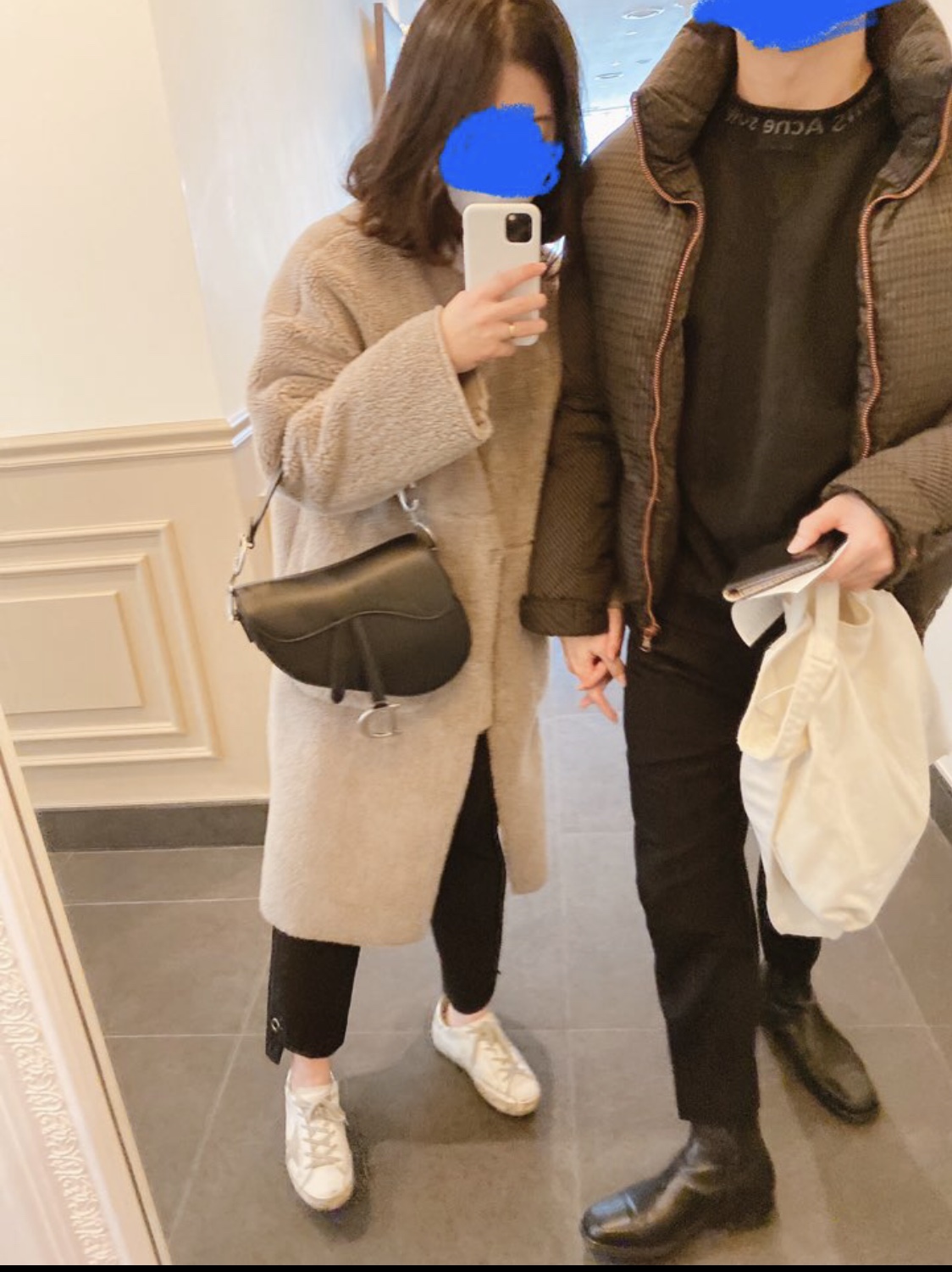 (W) Golden Goose Superstar White Silver Heel Tab Sneakers, Acne Studios Flogho Crew Sweatshirt Black 착용 스타일