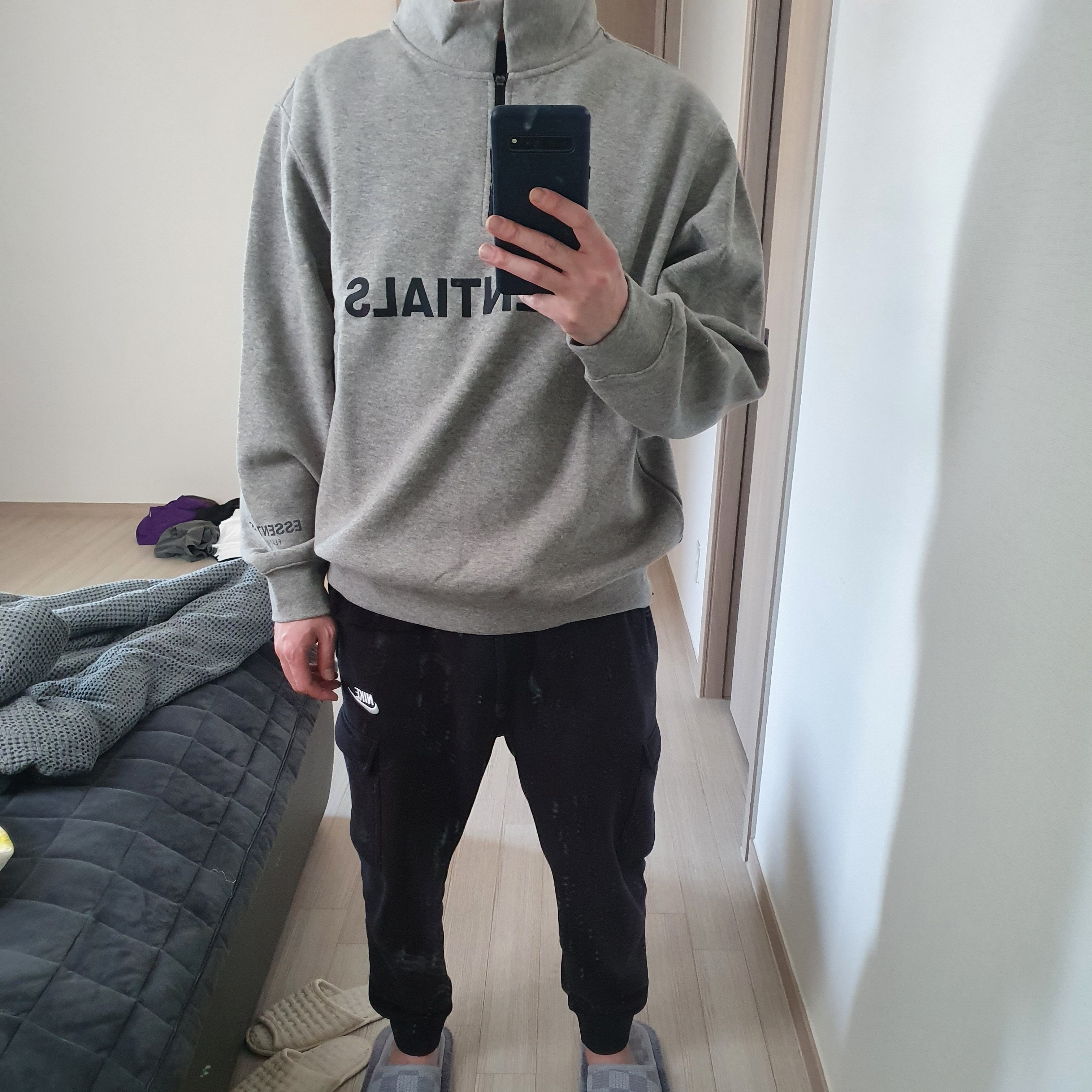 Essentials Half-Zip Pullover Heather Oatmeal/Dark Heather Oatmeal - 20FW 착용 스타일