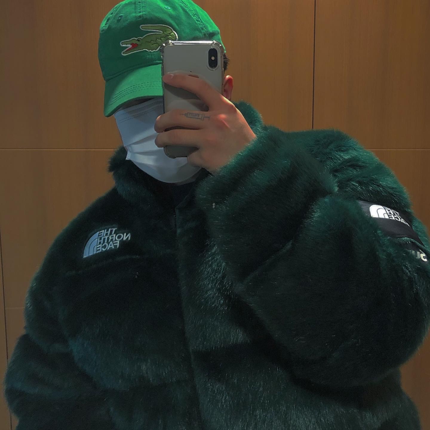 Supreme x The North Face Faux Fur Nuptse Jacket Green - 20FW 착용 스타일