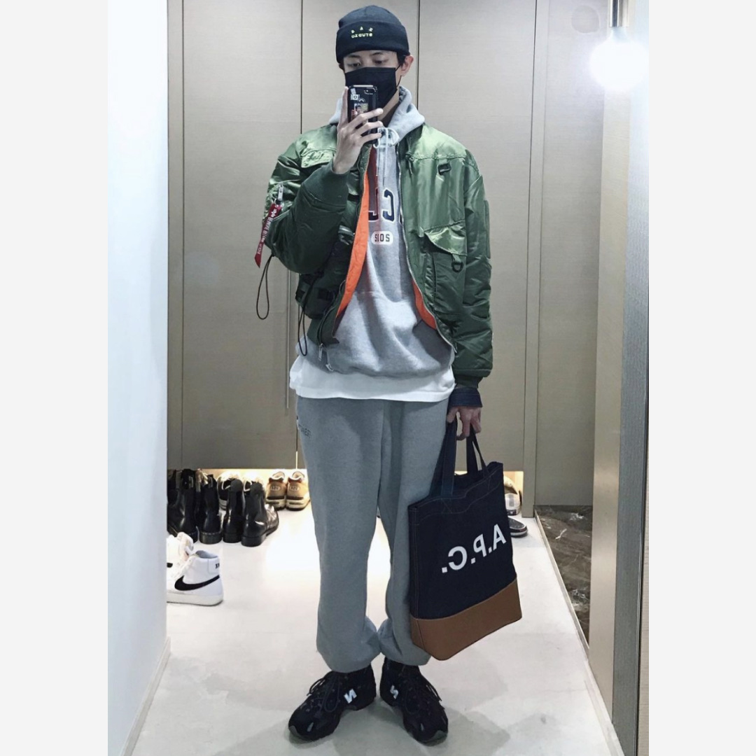 New Balance x Thisisneverthat 827 Black 착용 스타일 - 2