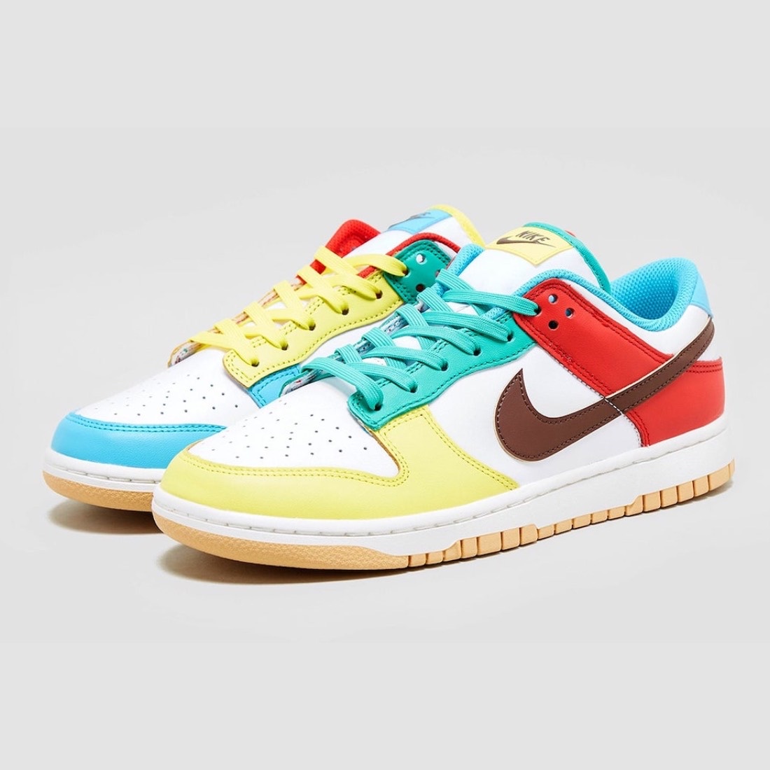 Nike Dunk Low SE Free.99 Black, (W) Nike Dunk Low SE Candy 착용 스타일 - 4