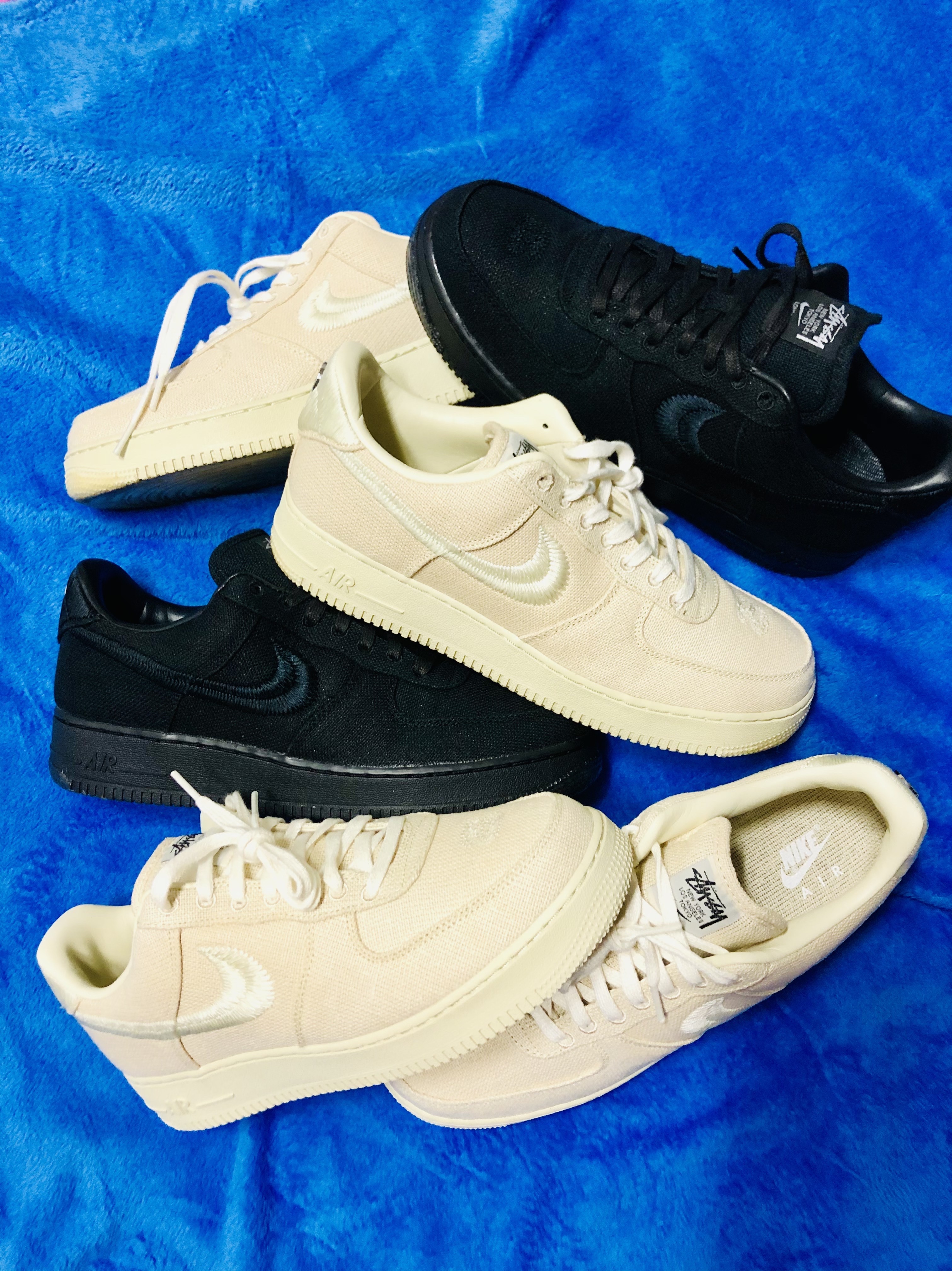 Nike x Stussy Air Force 1 Low Fossil, Nike x Stussy Air Force 1 Low Triple Black 착용 스타일 - 1