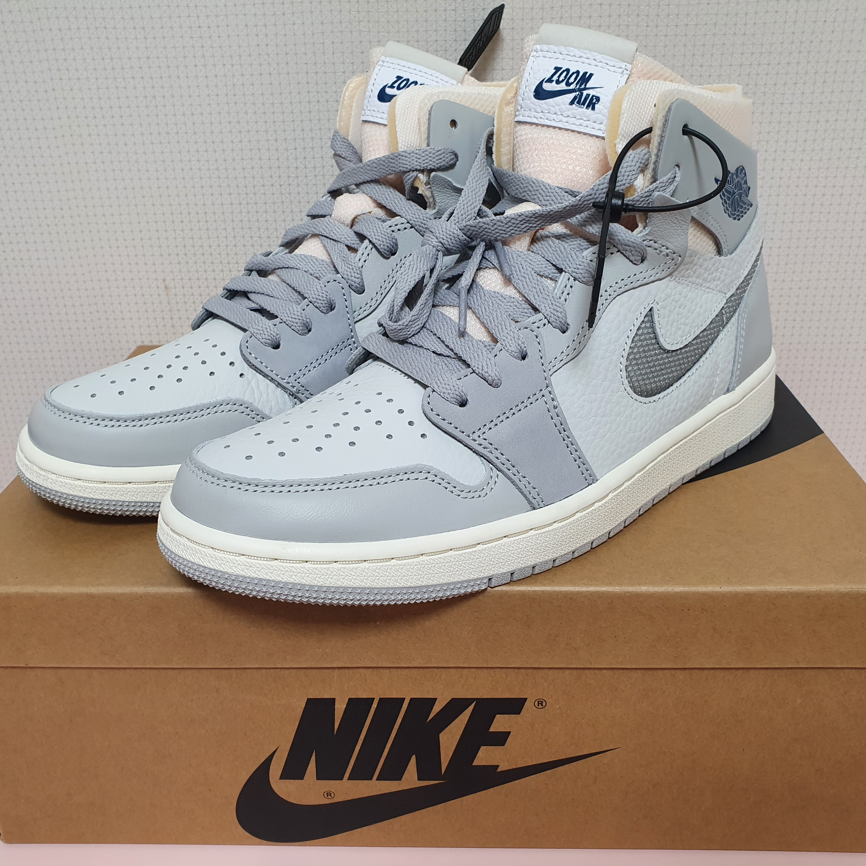 Jordan 1 Zoom Air CMFT London 착용 스타일 - 1