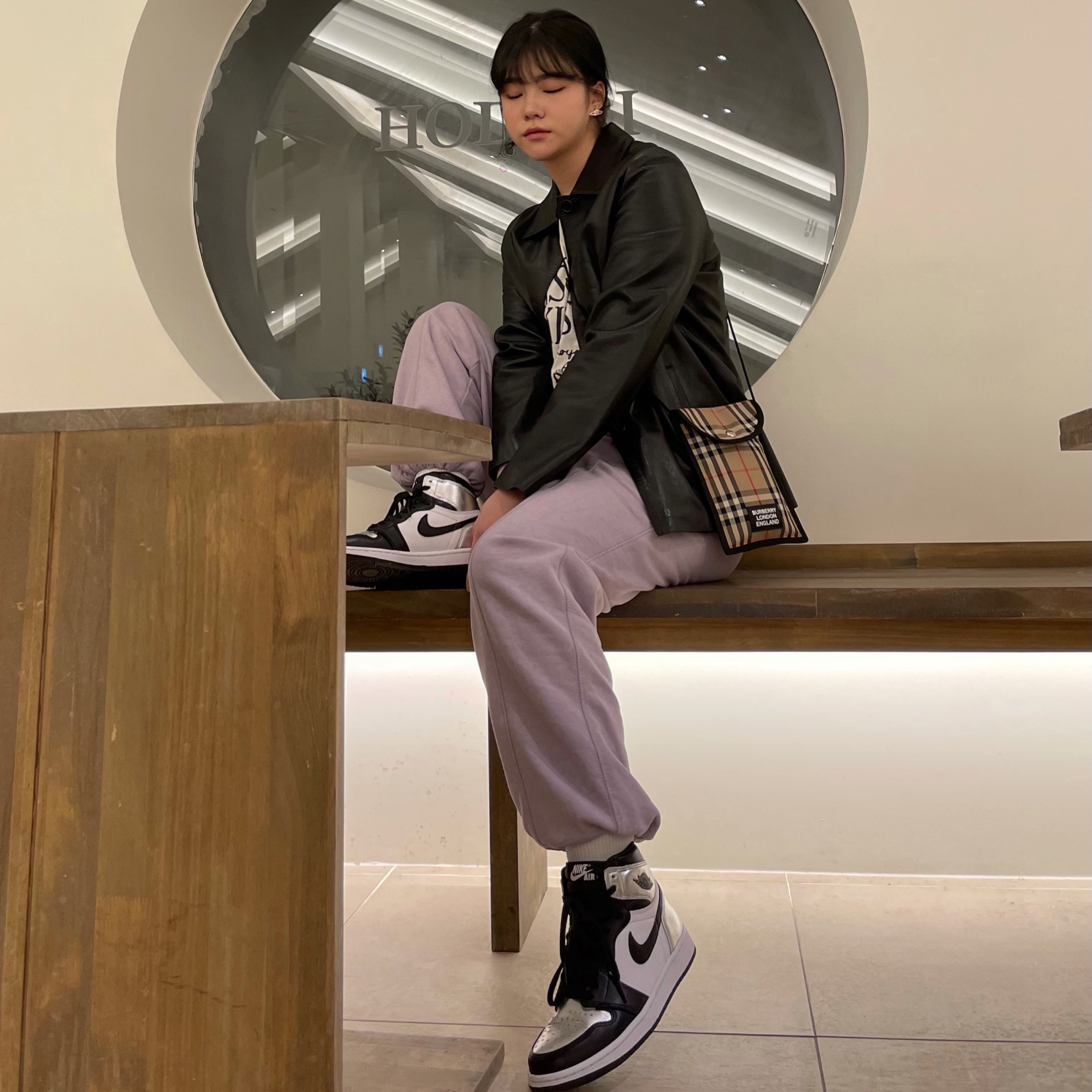 (W) Jordan 1 Retro High OG Silver Toe 착용 스타일
