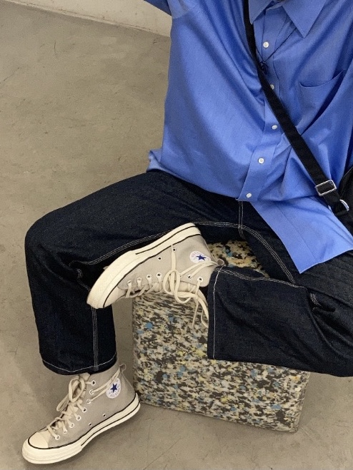 Converse x Fear of God Essentials Chuck 70 Hi Grey 착용 스타일 - 2