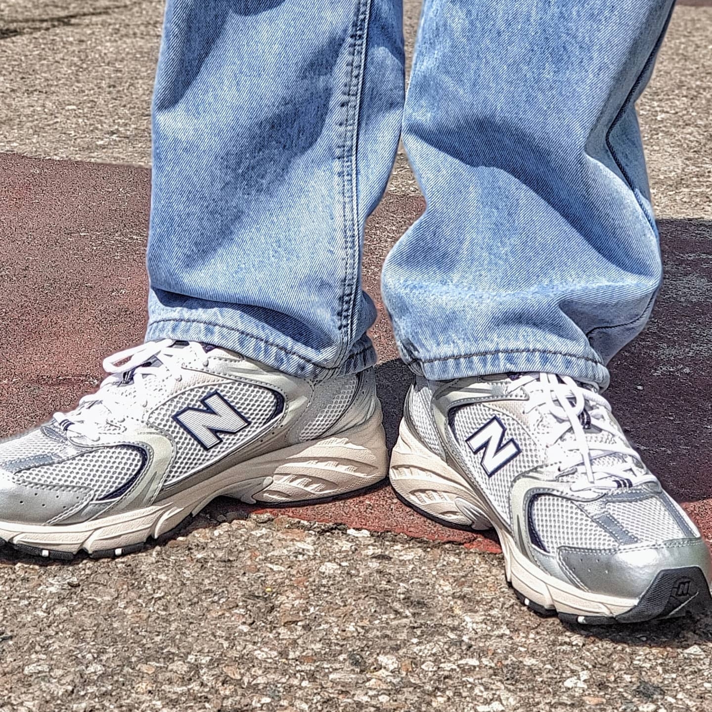 New Balance 530 Steel Grey 착용 스타일 - 5