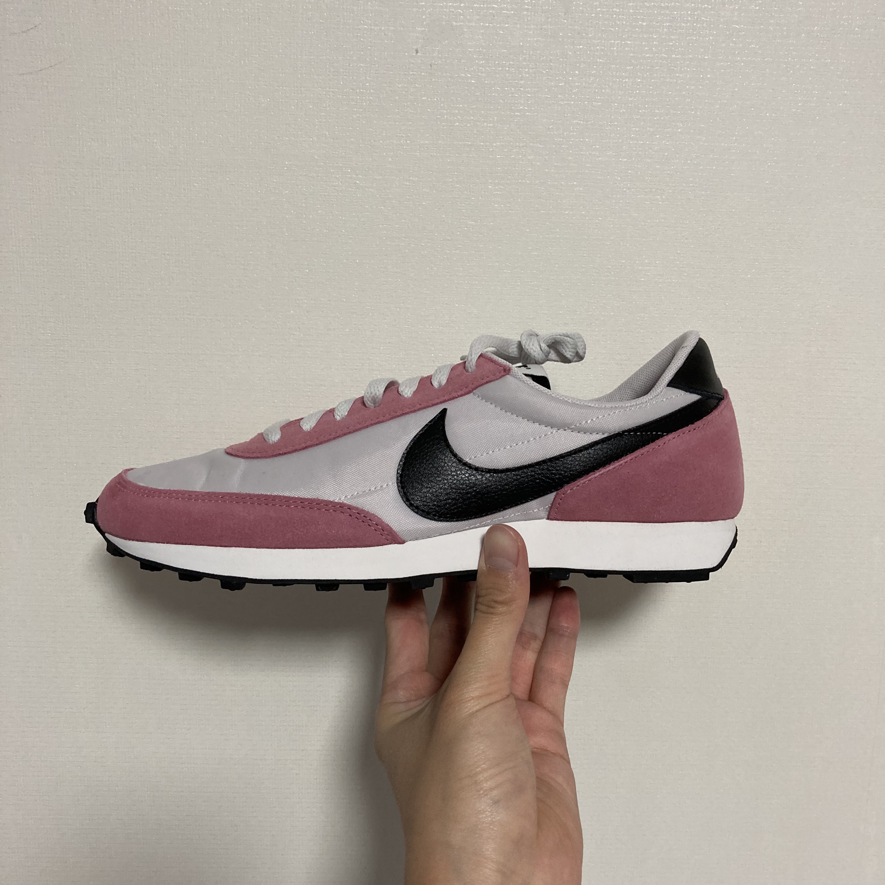 (W) Nike Daybreak Desert Berry 착용 스타일 - 1