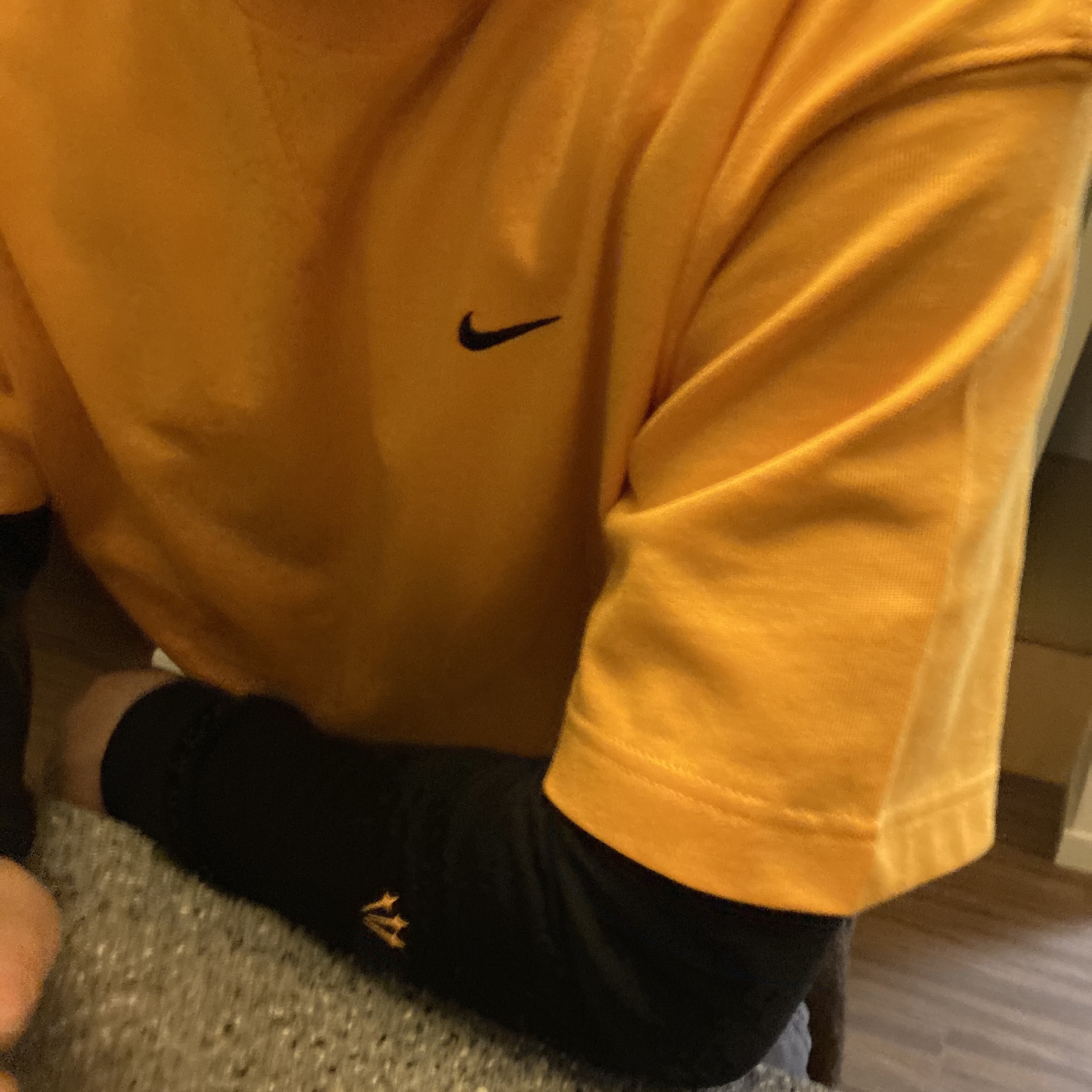 Nike x Kim Jones Oversized T-Shirt Circuit Orange - Asia, Nike x Drake Nocta Essential Mock Neck Black - Asia 착용 스타일