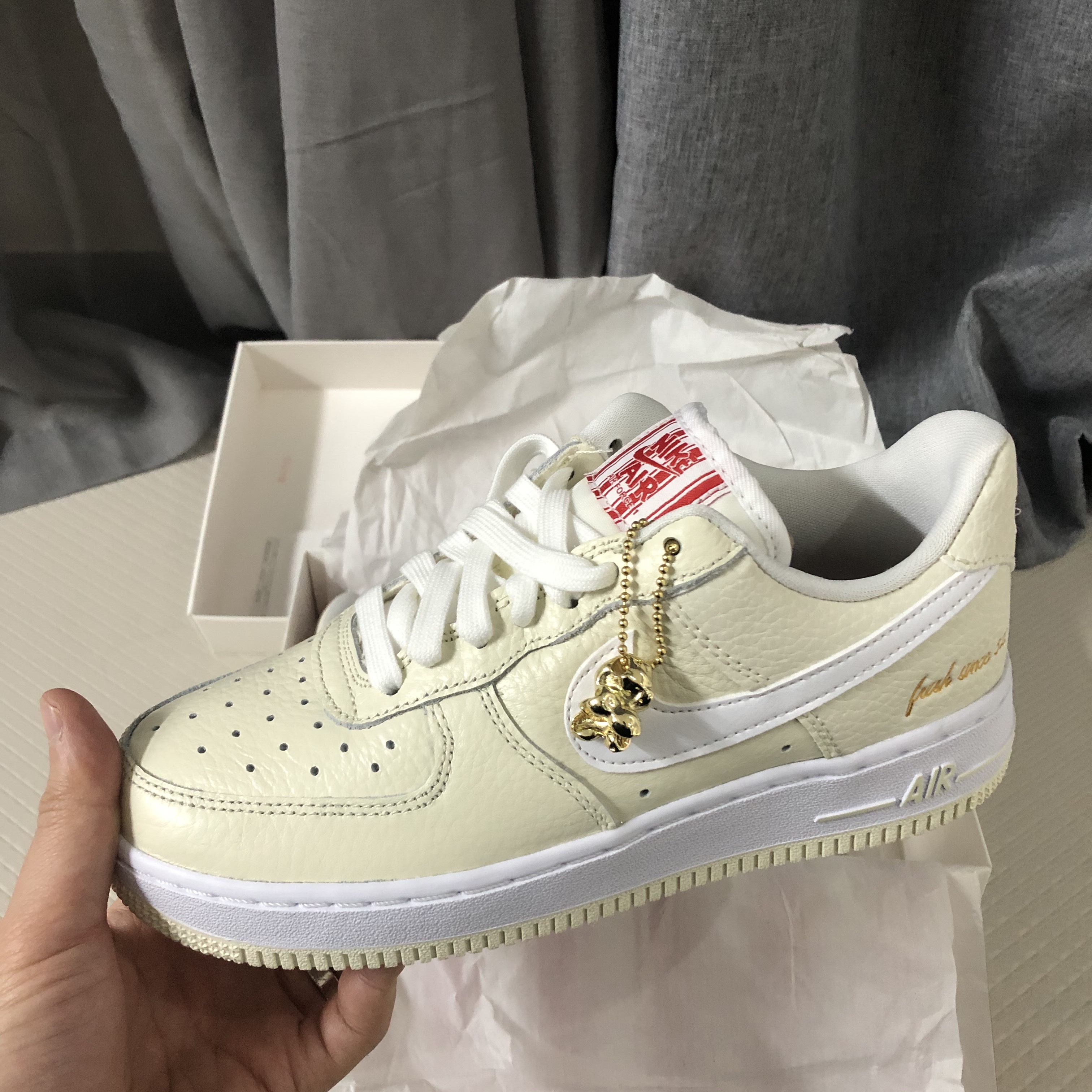 Nike Air Force 1 '07 PRM Popcorn 착용 스타일 - 2