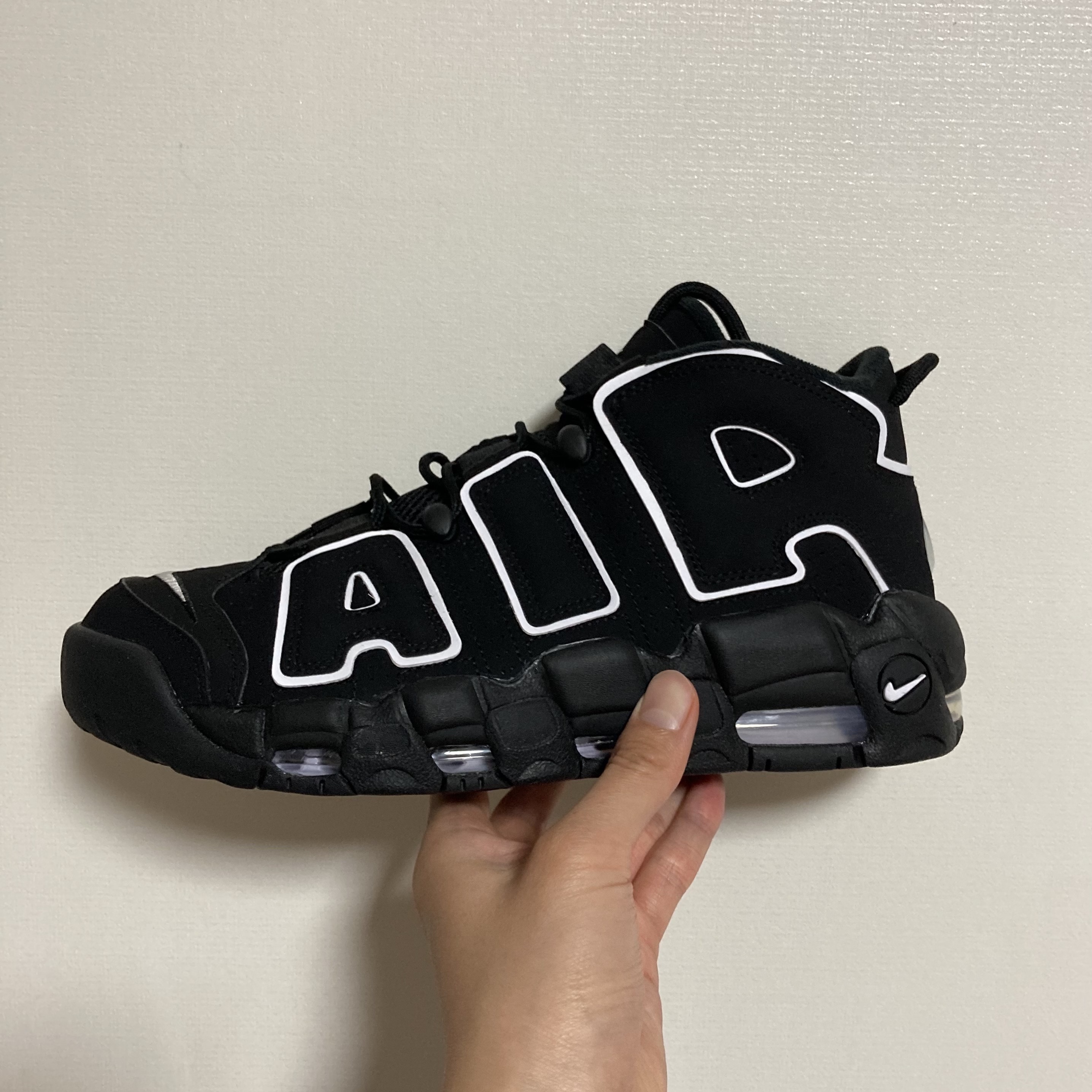 Nike Air More Uptempo Black White 2020 착용 스타일