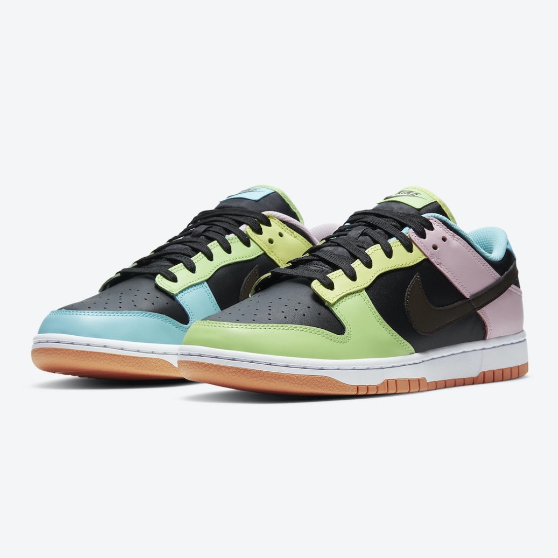 Nike Dunk Low SE Free.99 Black, (W) Nike Dunk Low SE Candy 착용 스타일 - 3