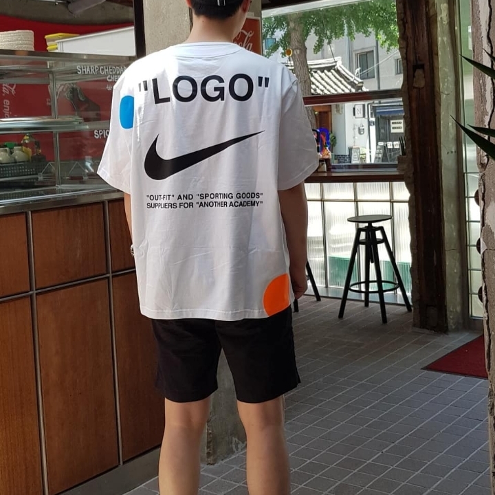 Stussy x Off-White 40 WT T-Shirt 착용 스타일