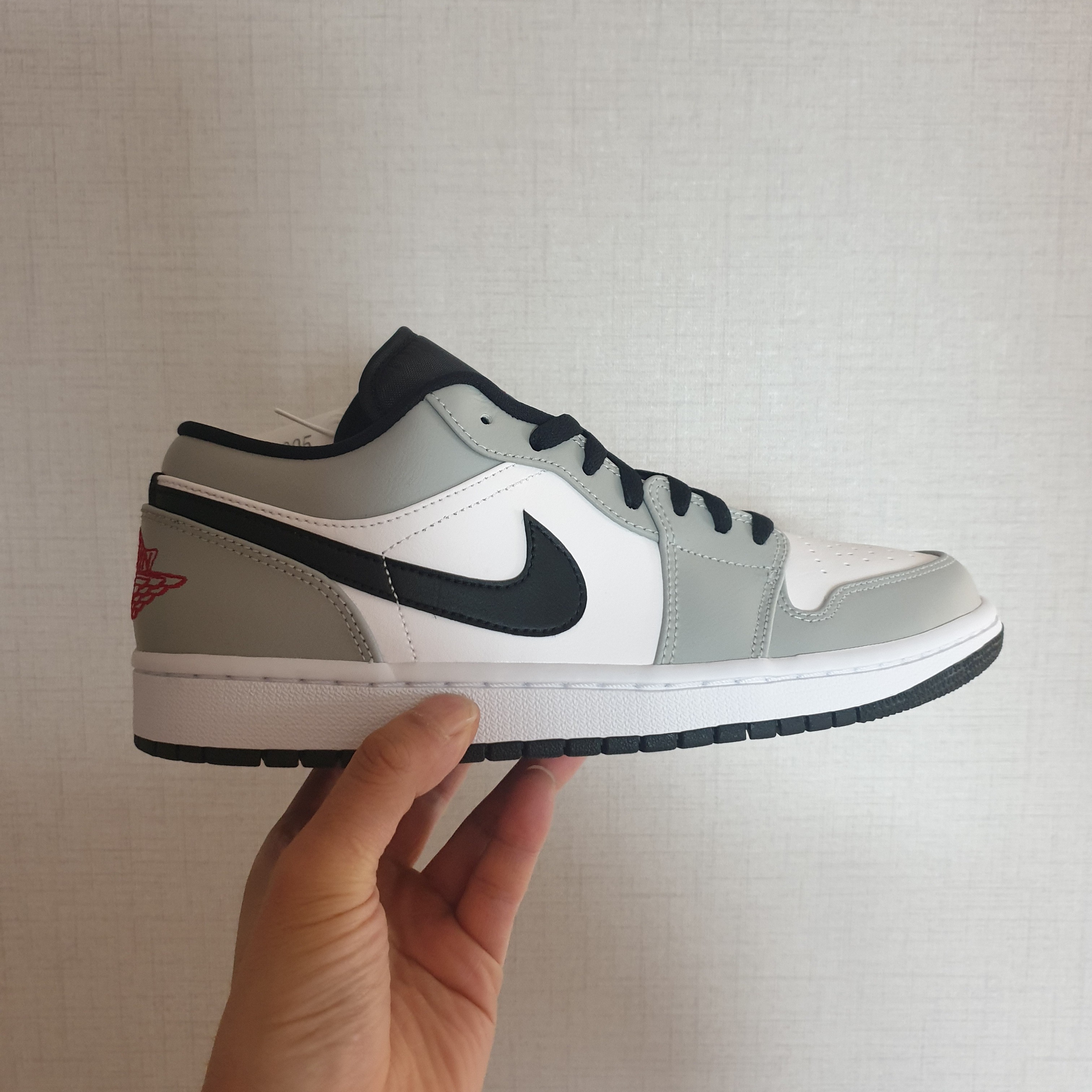 Jordan 1 Low Light Smoke Grey 착용 스타일