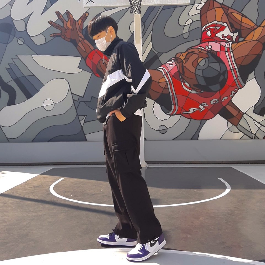 Jordan 1 Retro High OG Court Purple 2020 착용 스타일 - 2