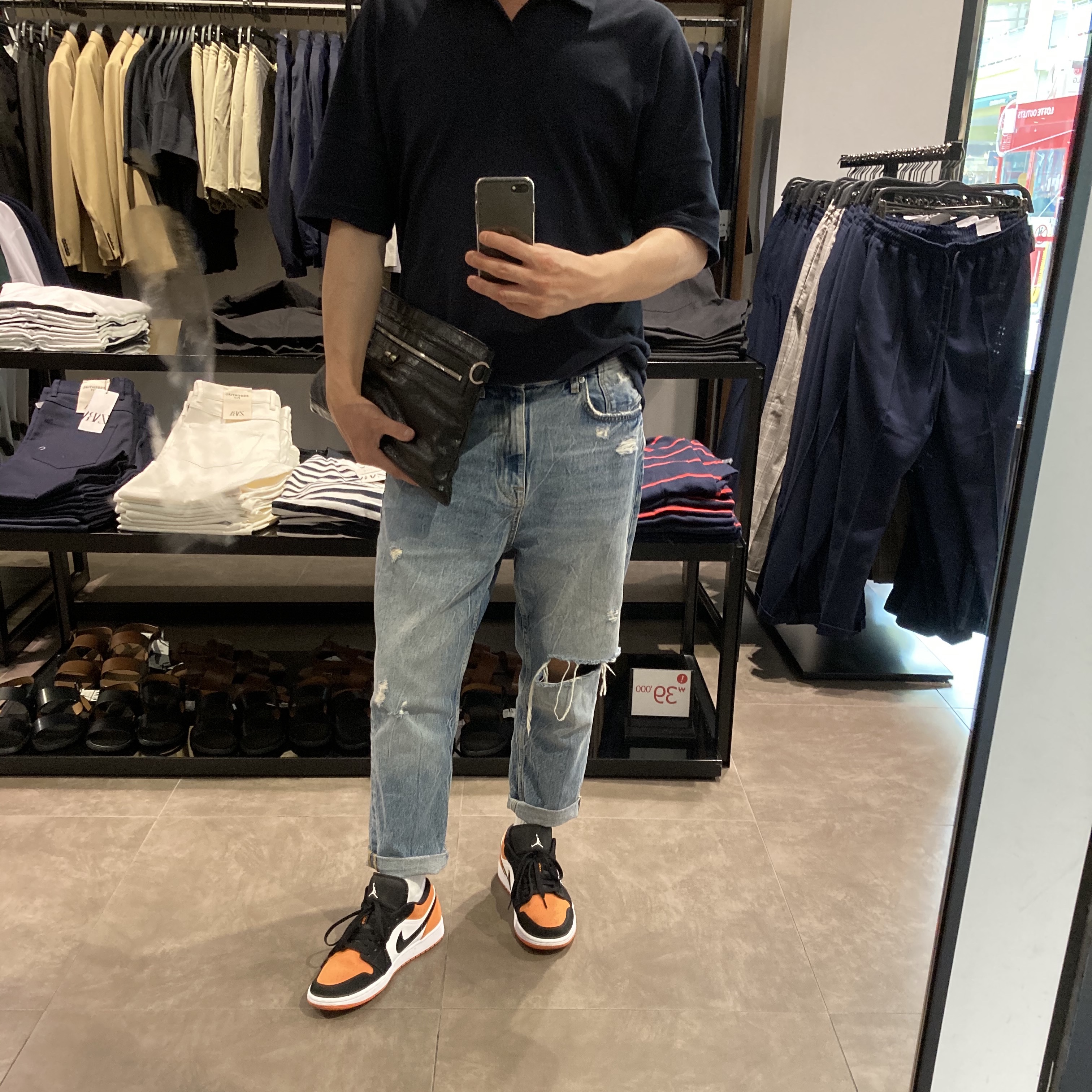 Jordan 1 Low Shattered Backboard 착용 스타일