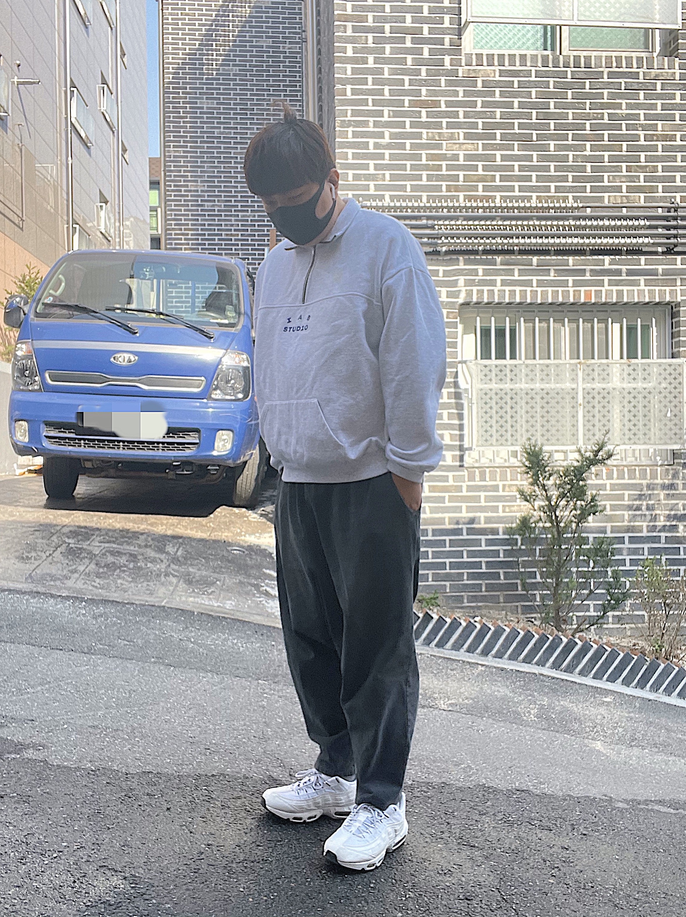 IAB Studio Half Zip Pullover Light Gray, Nike Air Max 95 White Black 착용 스타일