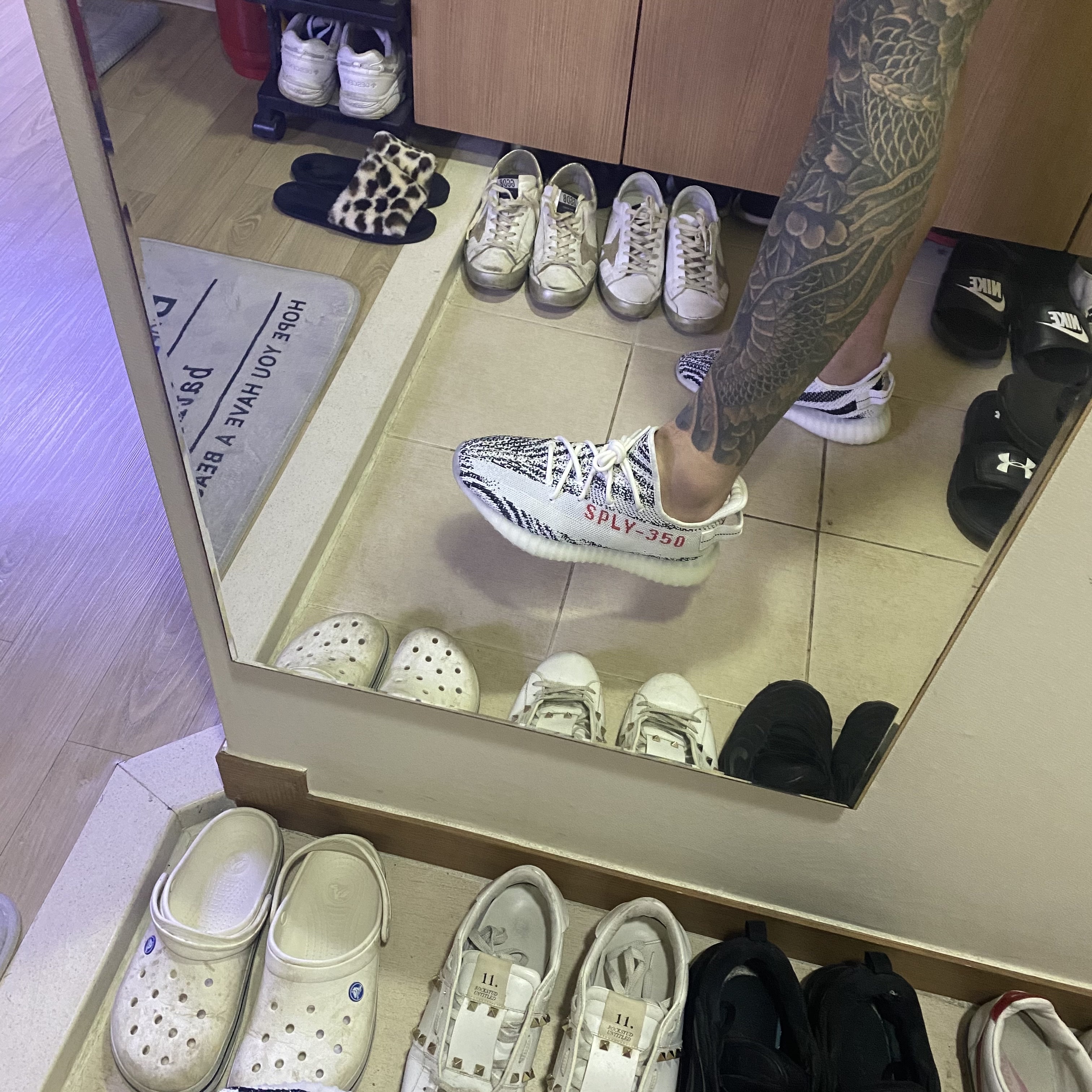 Adidas Yeezy Boost 350 V2 Zebra 2017/2019/2020, Adidas Yeezy Boost 350 V2 Yecheil - Non-Reflective 착용 스타일 - 1