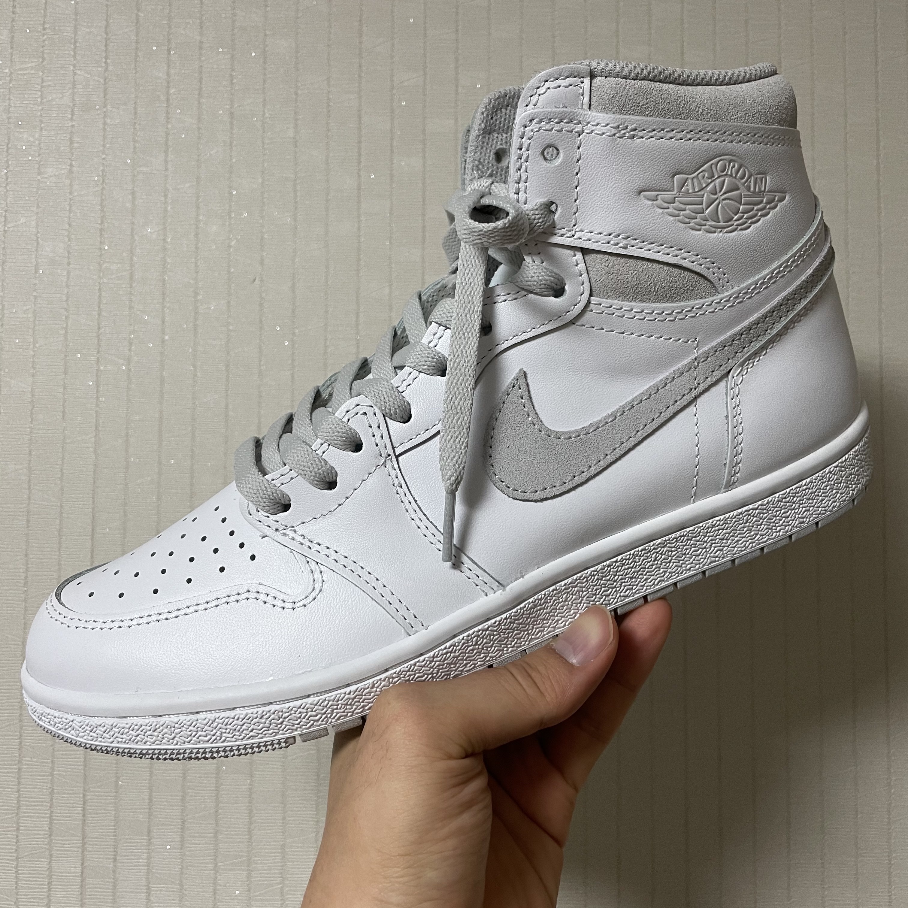 Jordan 1 High 85 Neutral Grey 착용 스타일