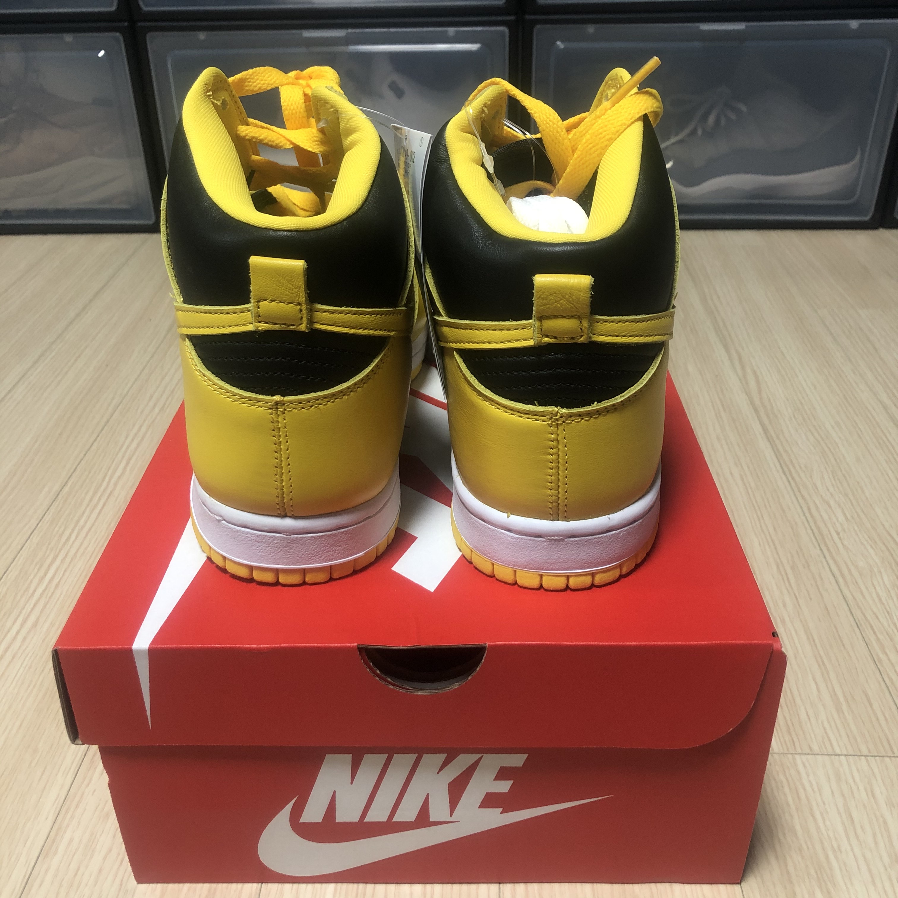 Nike Dunk High SP Varsity Maize 착용 스타일 - 4